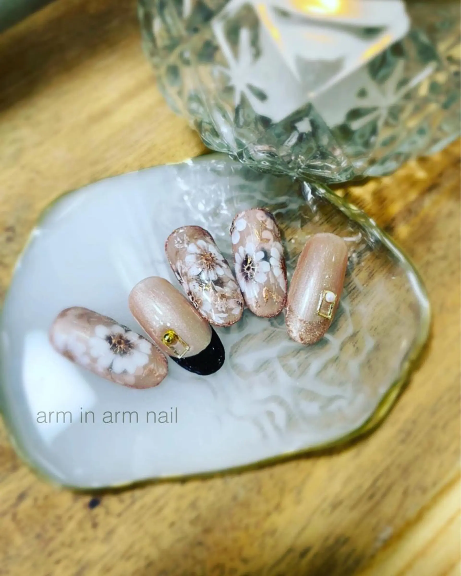 ネイル arm in arm ︎✿Yamamotoのマツエク・マツパデザイン