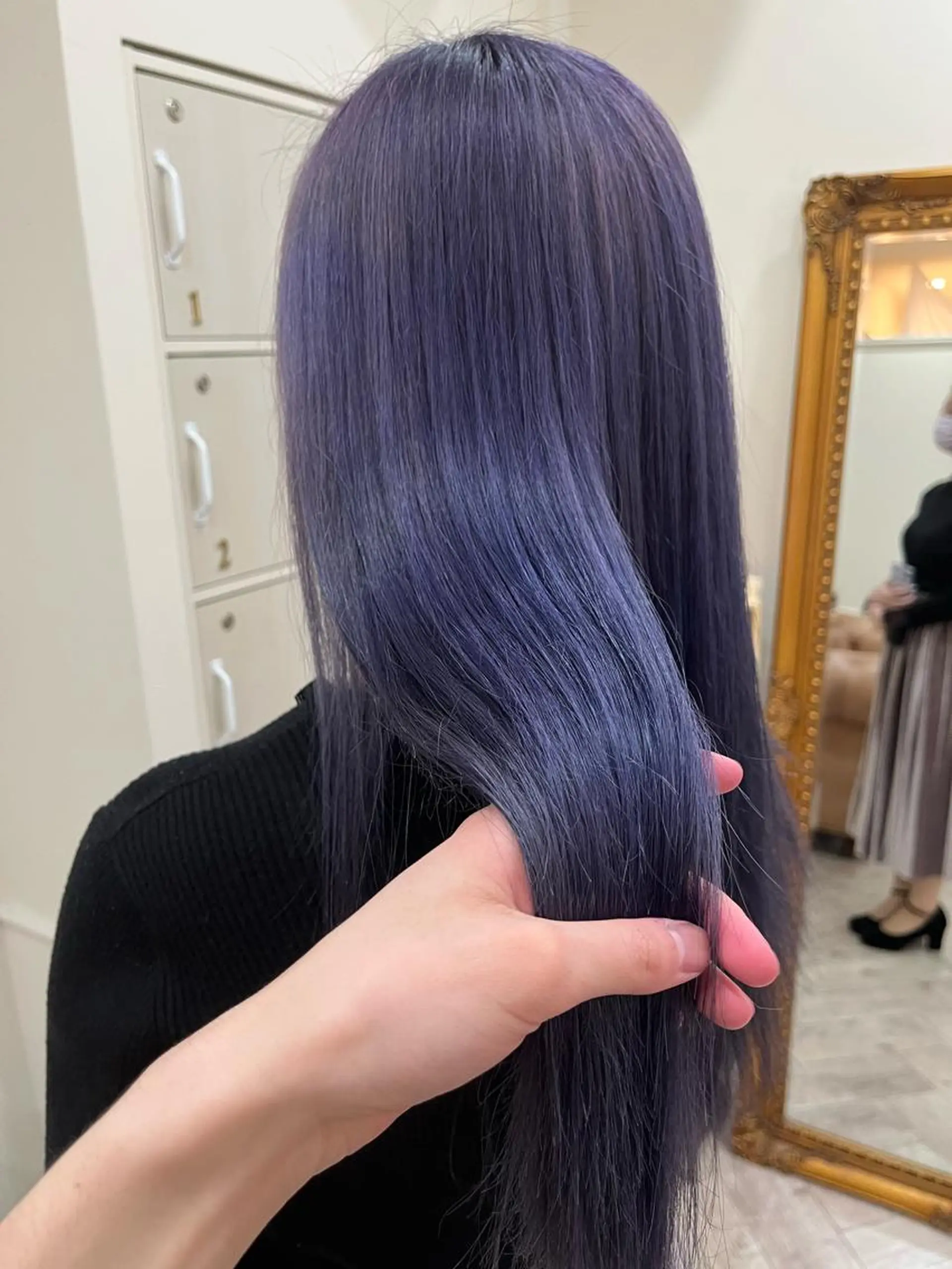 セミロング カラー アッシュ ベージュカラー 黒髪 ブリーチ ブルーカラー Sail【セイル】所属・喜多 涼のヘアスタイル