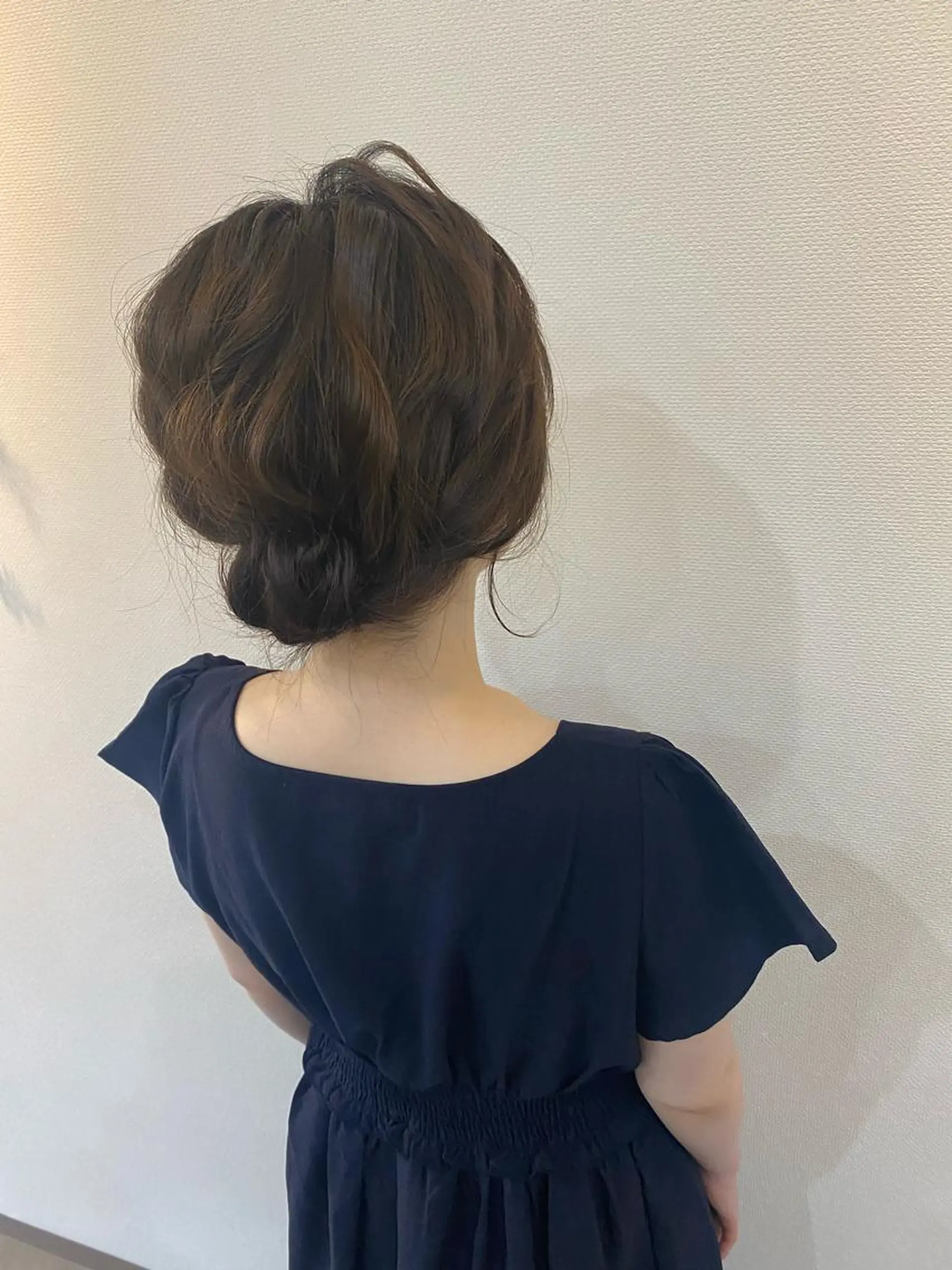 ショート カラー ヘアアレンジ ブリーチなしベージュ /ヘアセット/ミユのヘアスタイル