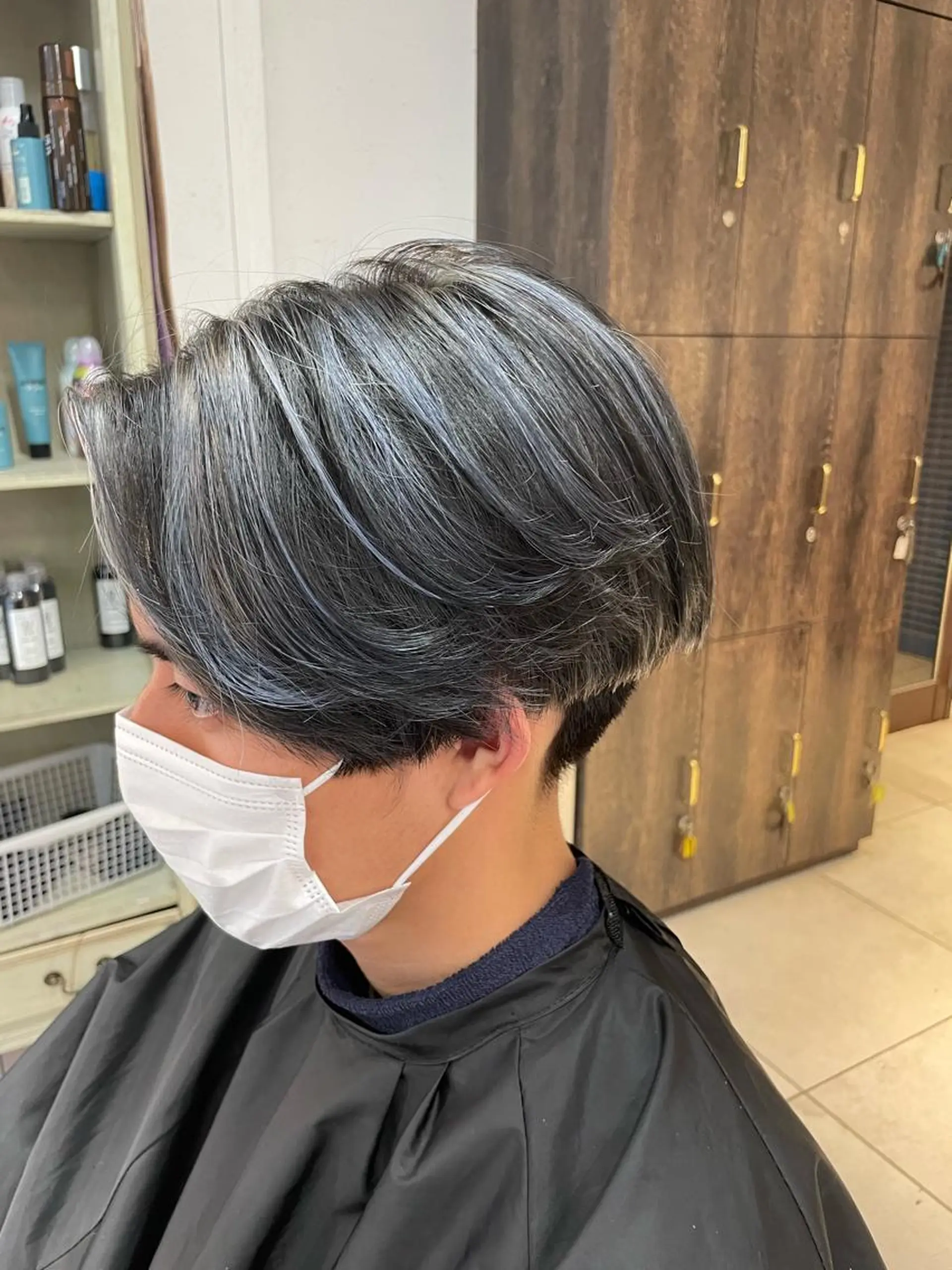 ミディアム カラー メンズ ブリーチ特化 ハイトーンRYOYAのヘアスタイル