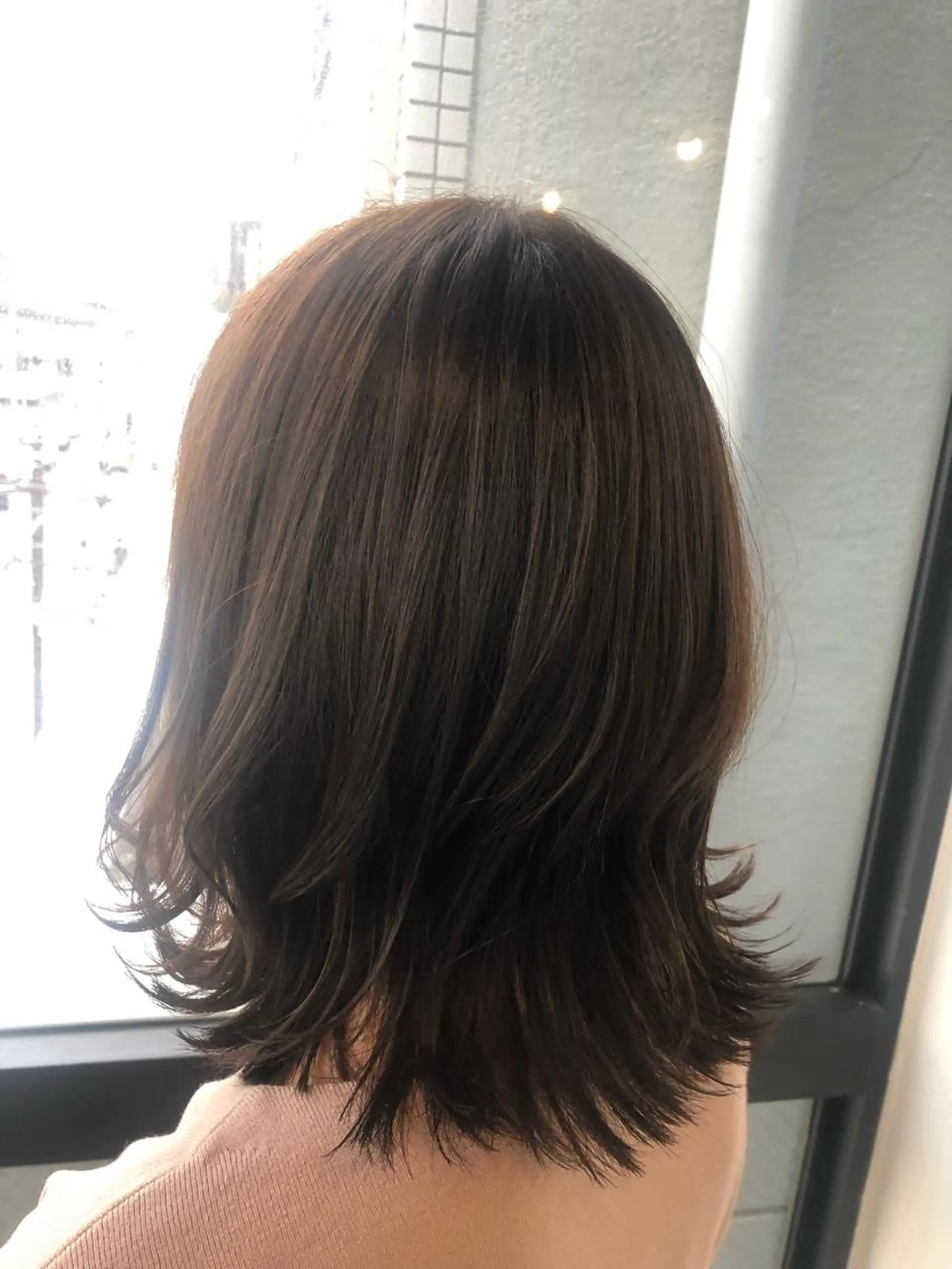 ミディアム カラー 髪質改善＆ブリーチ 伊勢　祐一郎のヘアスタイル