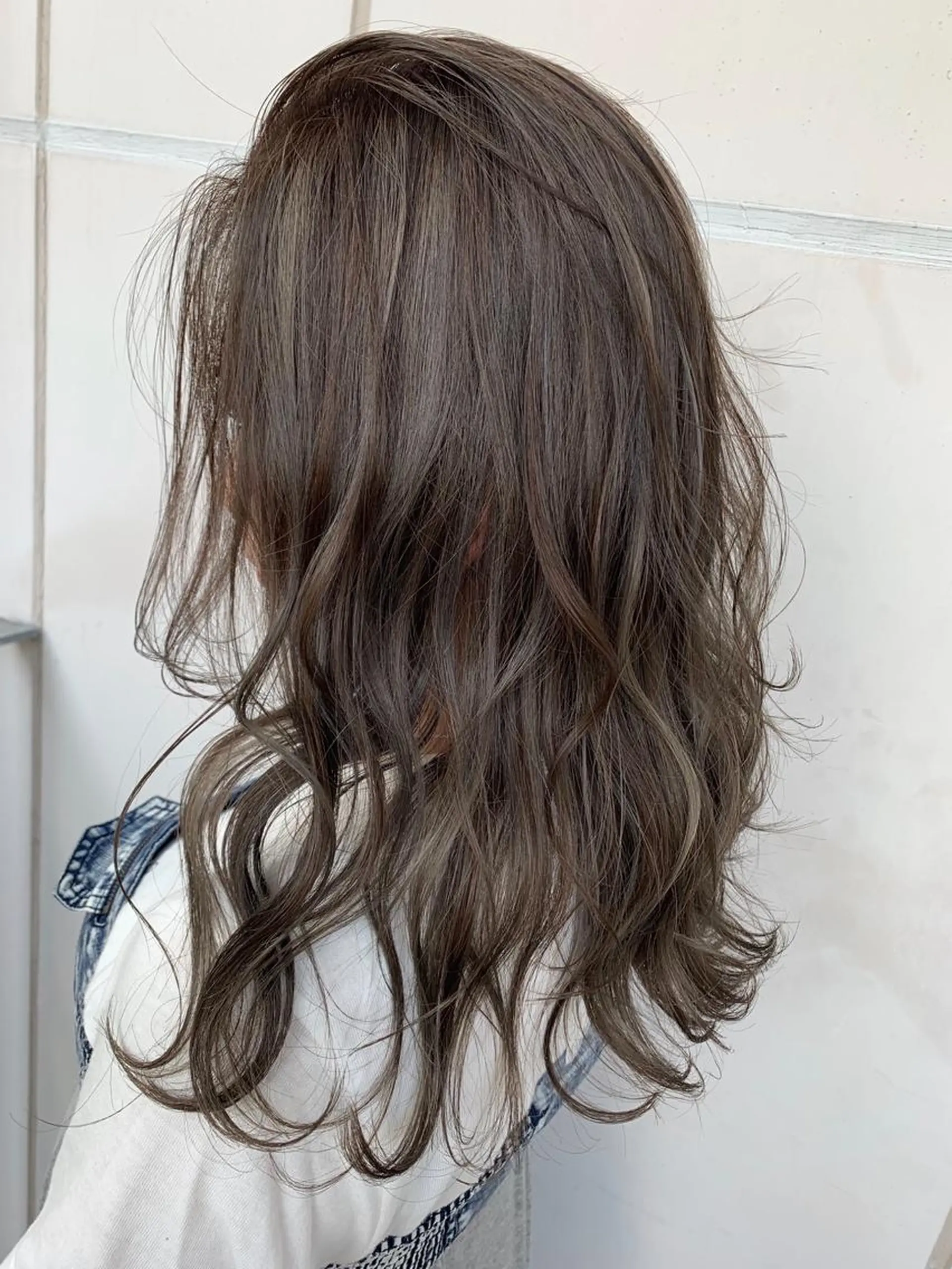 セミロング カラー ヘアカラー 髪質改善will hairdesignのヘアスタイル