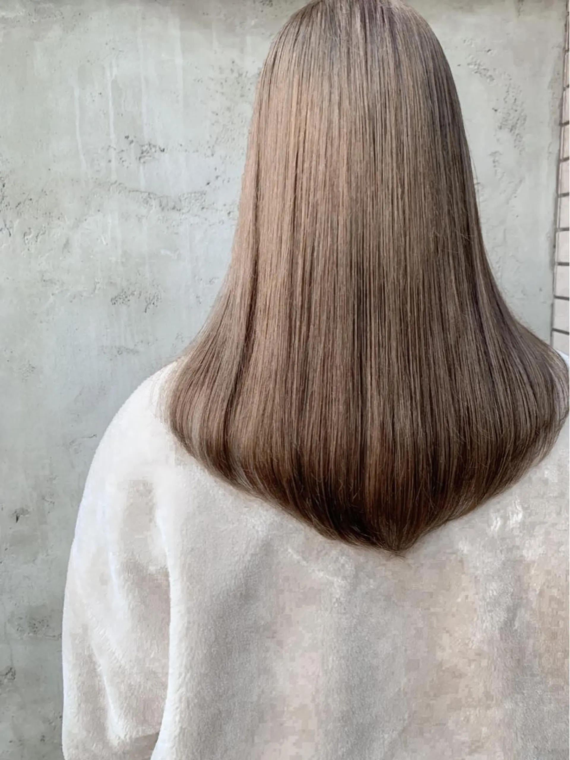 セミロング カラー ヘアアレンジ yuka .のヘアスタイル