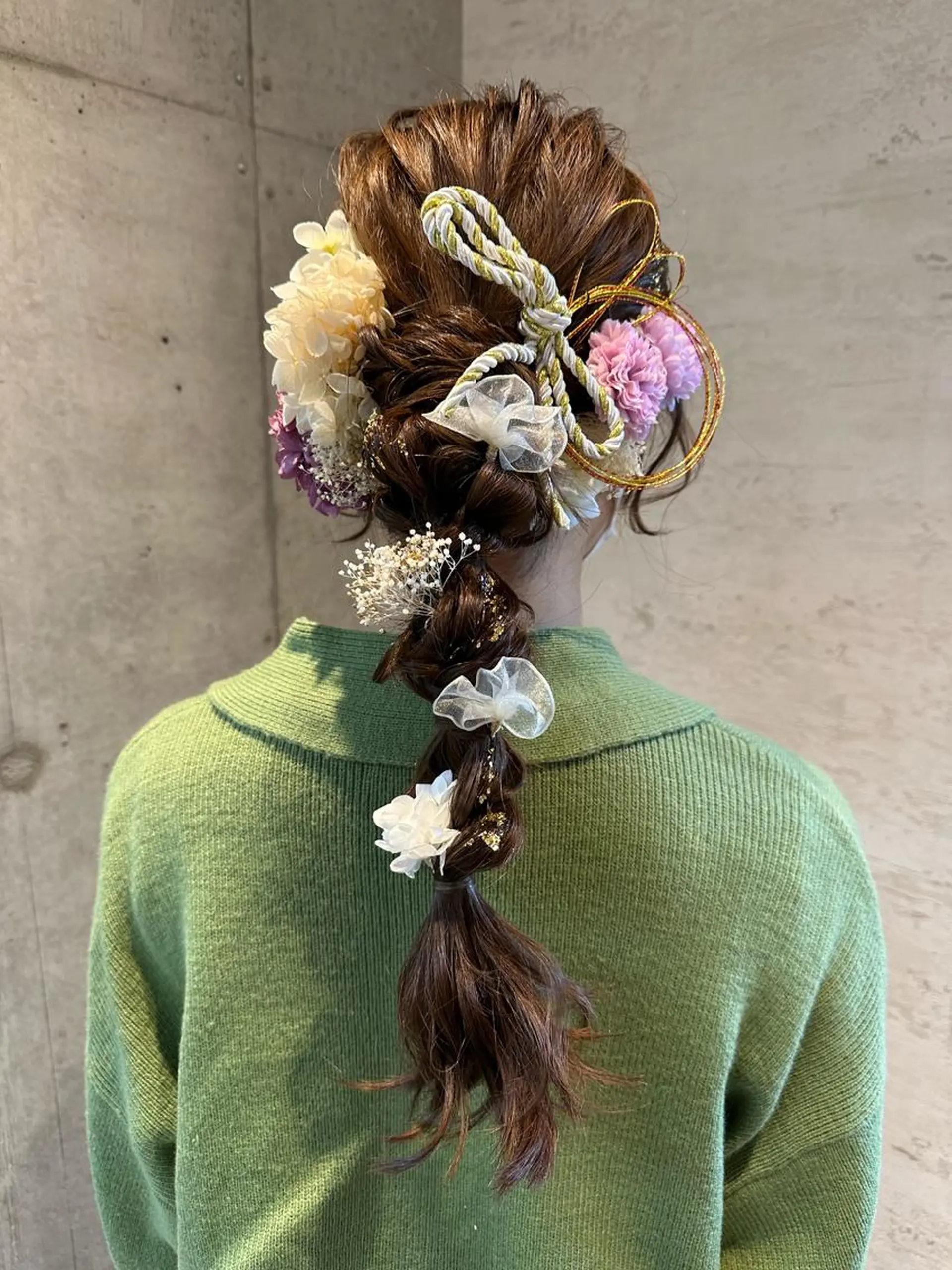 ロング ヘアアレンジ 女性に人気♪ はやしほのかのヘアスタイル