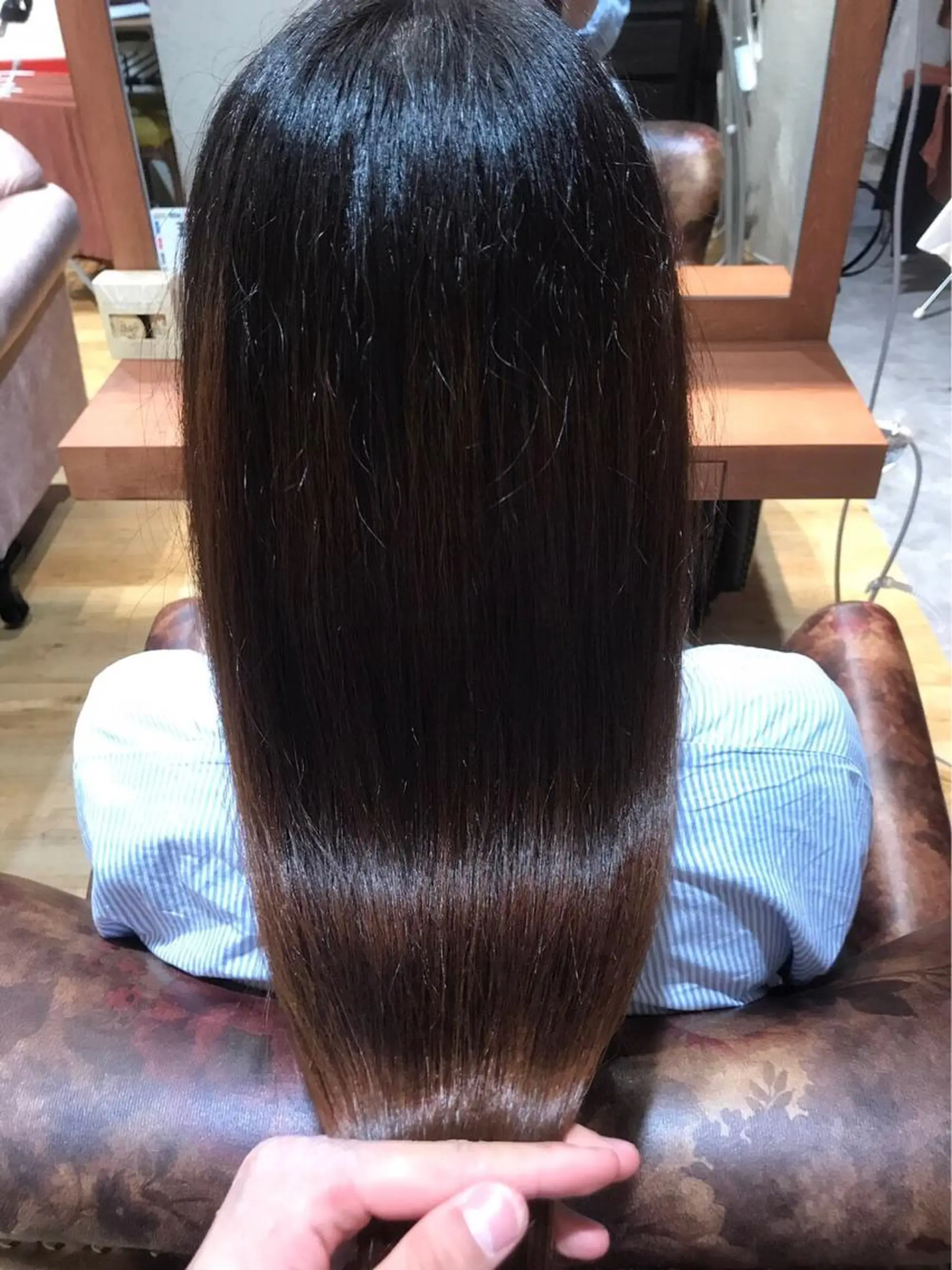 ロング カラー パーマ ヘアアレンジ メンズ キッズ ネイル マツエク・マツパ アティリー 西梅田のヘアスタイル