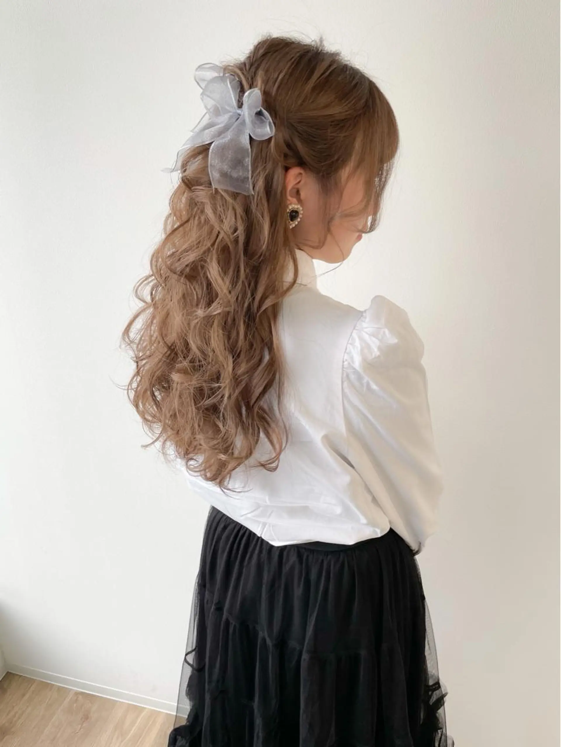 ロング カラー ヘアアレンジ autre所属・大久保 ひでなりのヘアスタイル