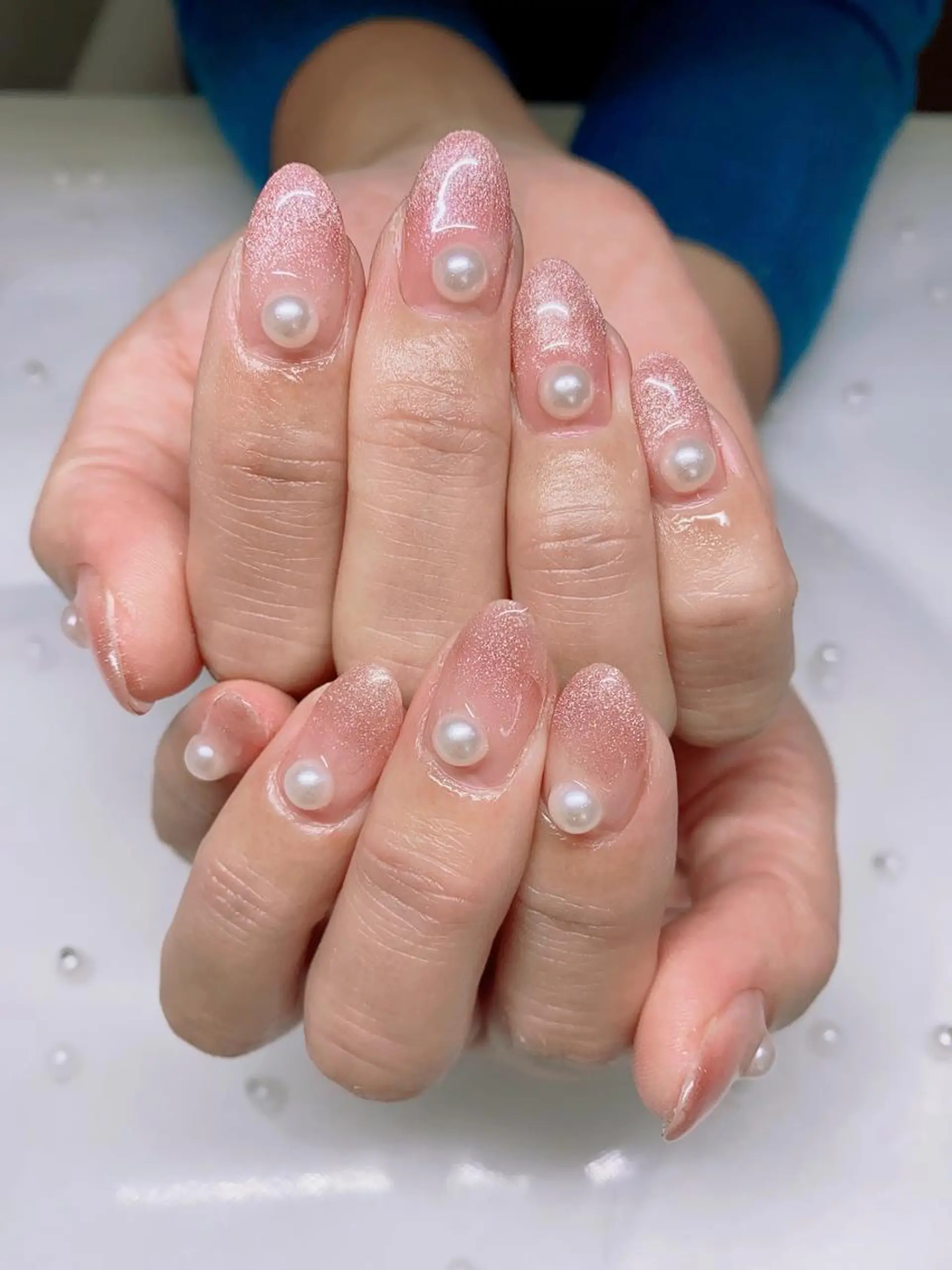 ネイル ラメ(グリッター) ラメグラデーション ハンドネイル Jasmine nailsalon所属・ジャスミン ネイルサロンのネイルデザイン