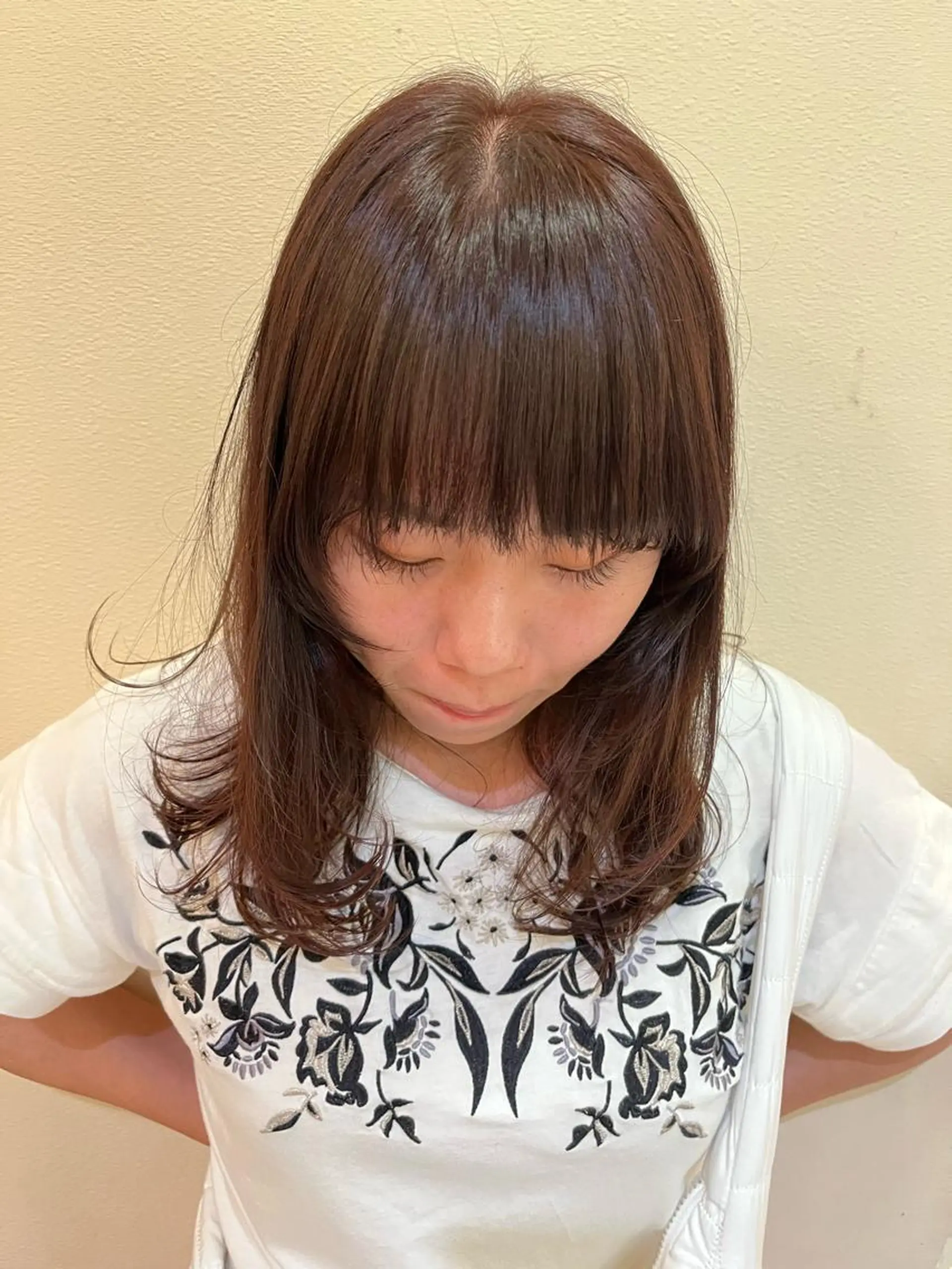 ミディアム カラー 顔まわりレイヤー 顔周りカット レイヤーカット sem所属・似合わせ/ニュアンス 髪質改善🤍ariのヘアスタイル