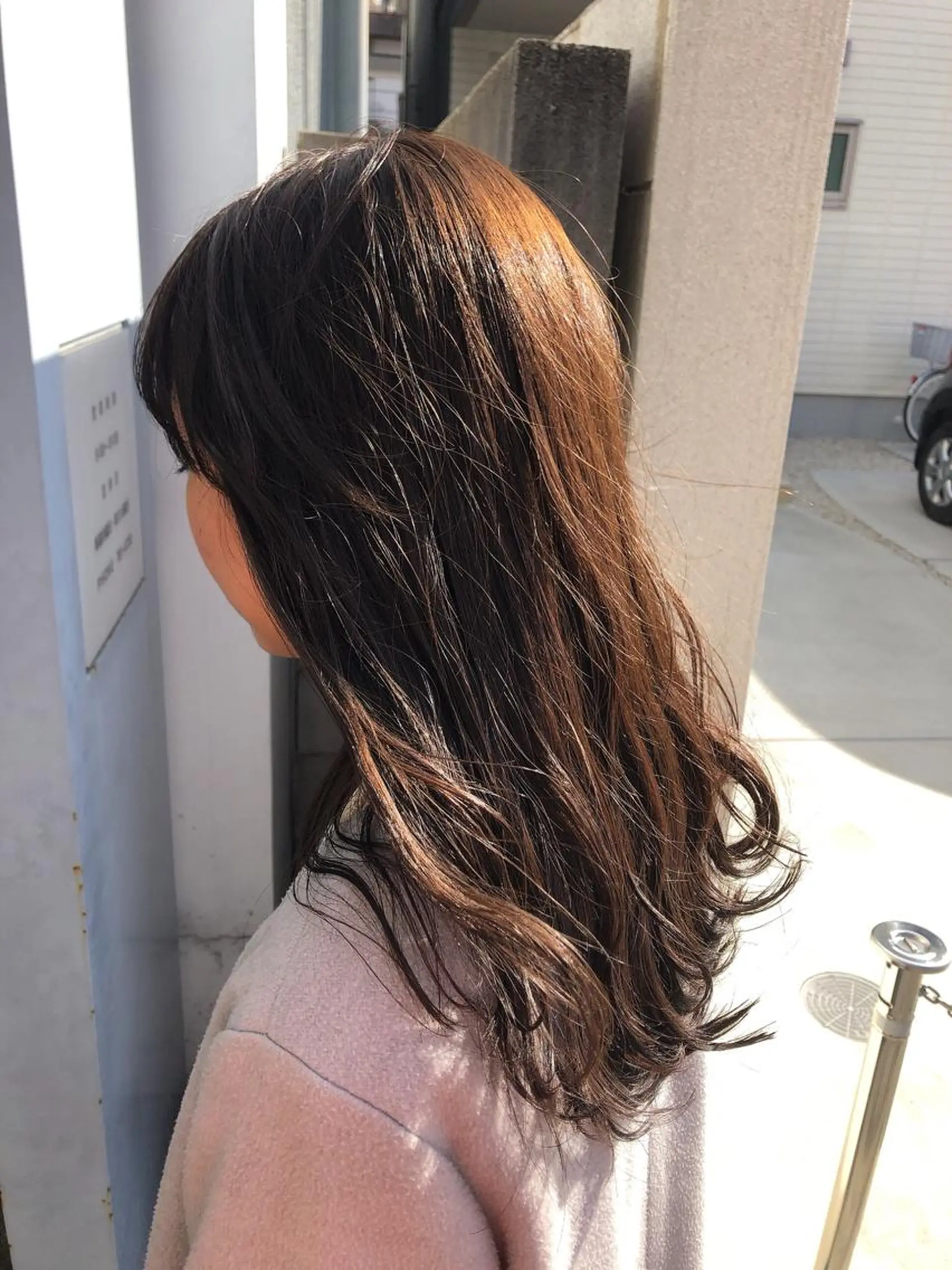 ロング カラー ブラウンカラー ショコラブラウン 透明感カラー イルミナカラー カット ヘアカラー トリートメント 本山 くせ毛のカット 尾島光季のヘアスタイル