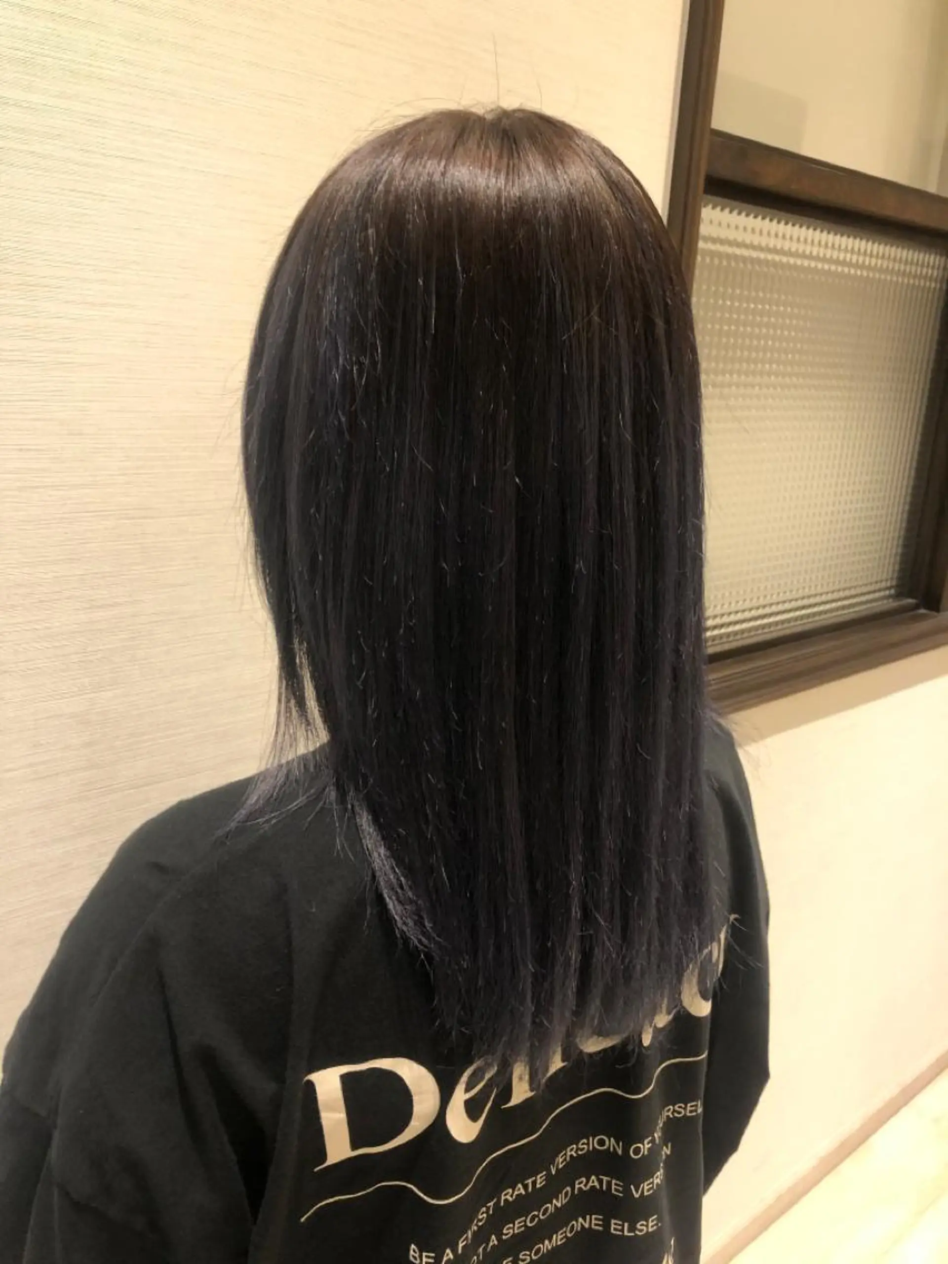 カラー 櫻井 麻彩のヘアスタイル