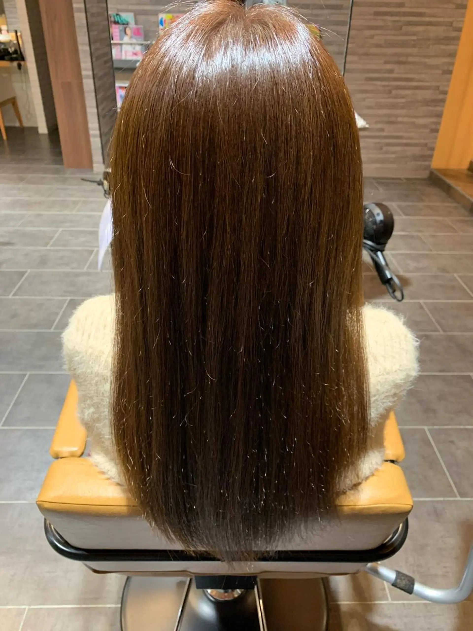 ロング カラー アッシュ ベージュカラー ハイライトカラー ハイライト Gain所属・Gain Nanamiのエステ・リラクイメージ