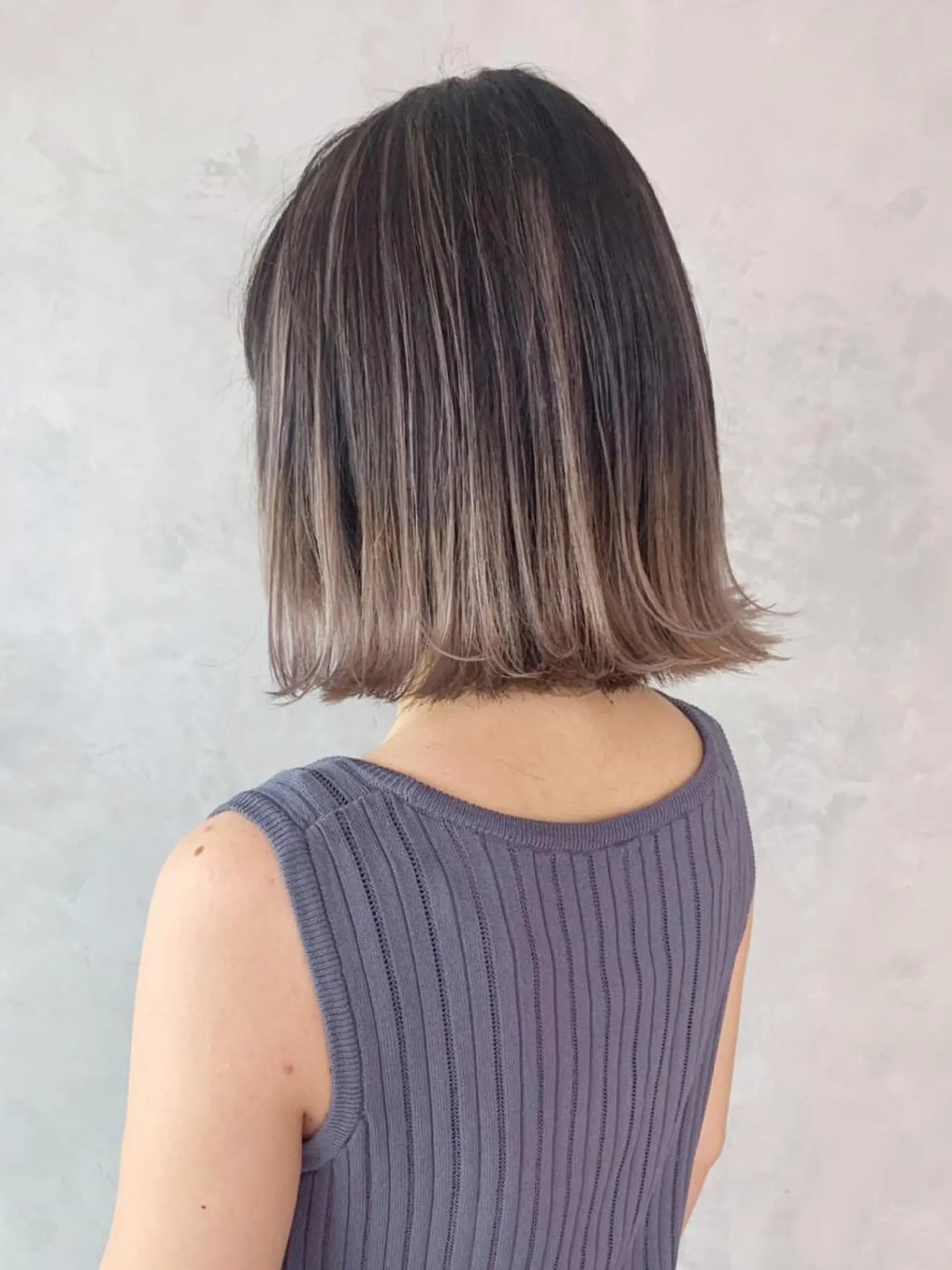 ミディアム カラー パーマ ヘアアレンジ アッシュ ITbyALBUM 中野店のヘアスタイル