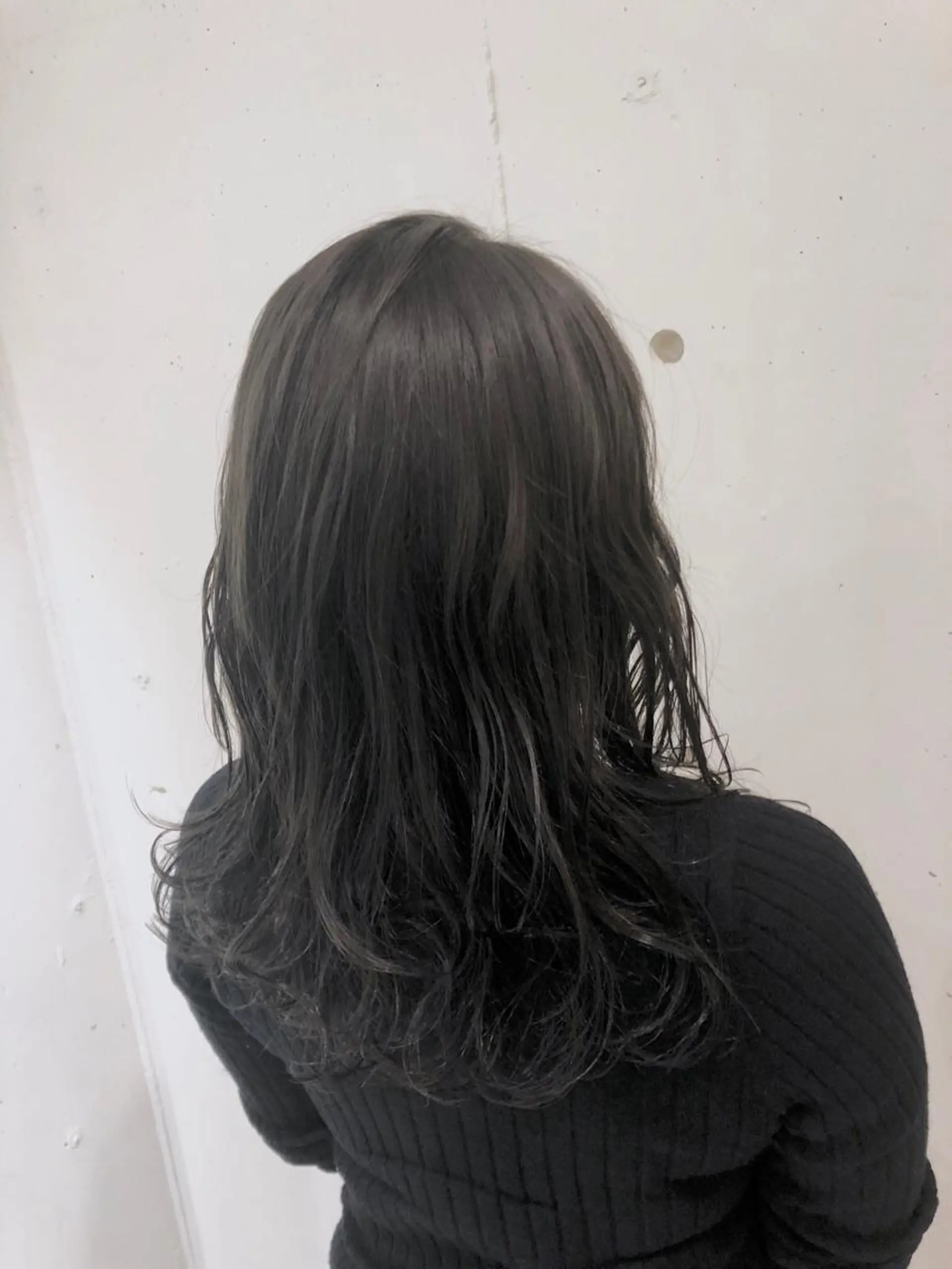 ミディアム カラー パーマ ヘアアレンジ ベージュカラー ブリーチ 透明感カラー デザインカラー グラデーションカラー 【ツヤ髪美容師】 ツダケイスケのヘアスタイル