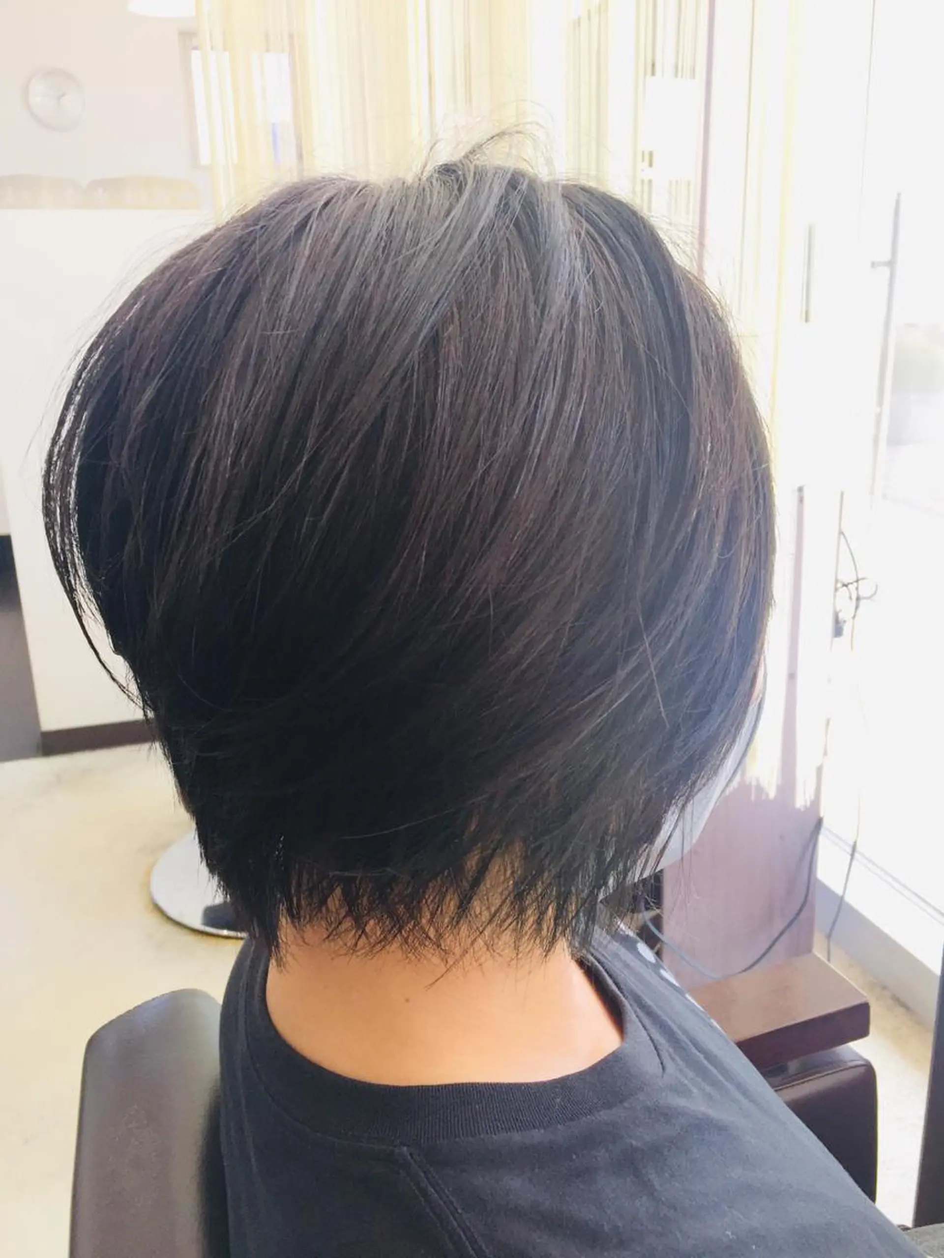 ショート カラー 阿久津 泰幸のヘアスタイル