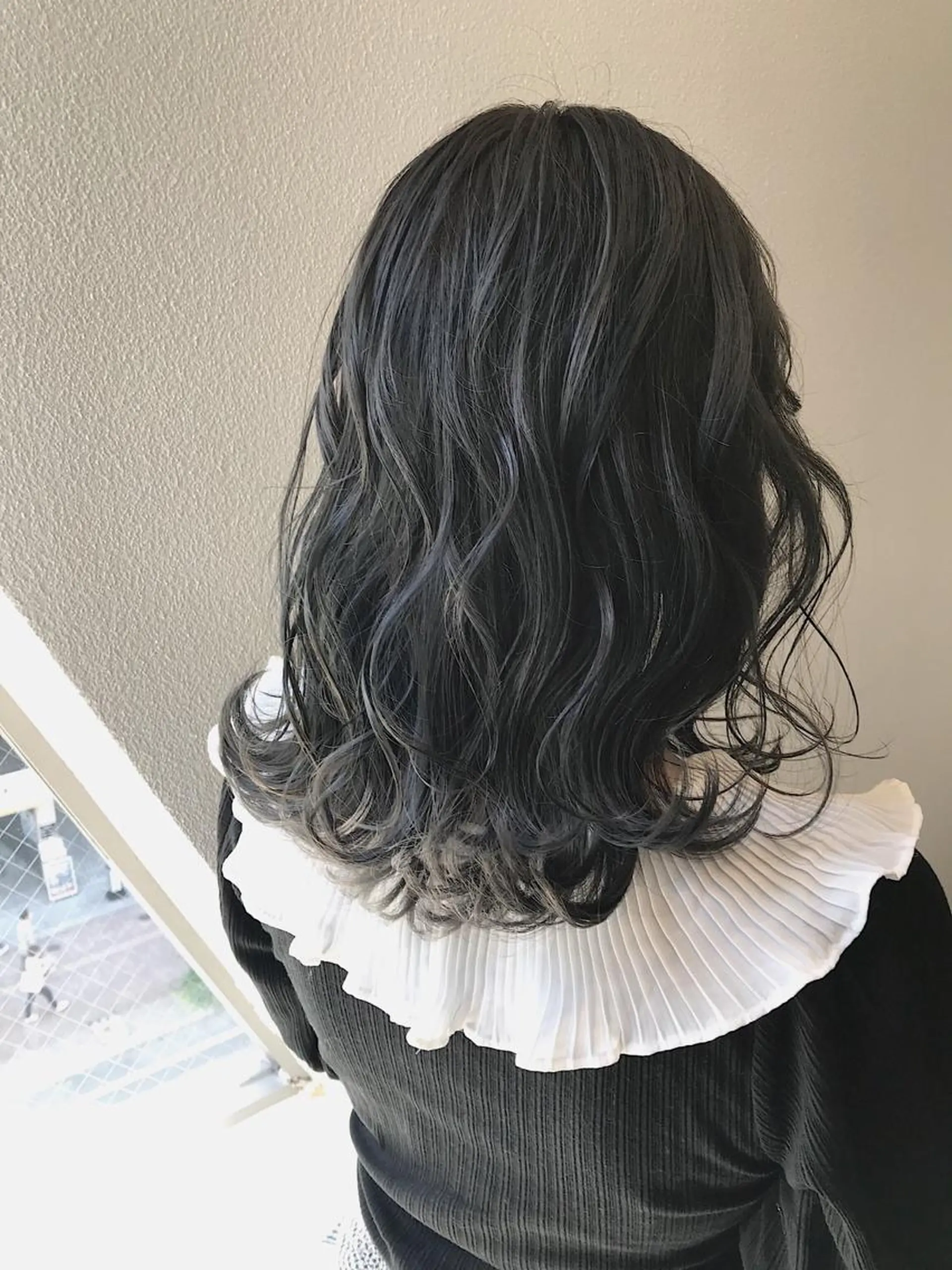 ミディアム カラー ダークグレー カット ヘアカラー トリートメント lani 天神大名/ブリーチのヘアスタイル