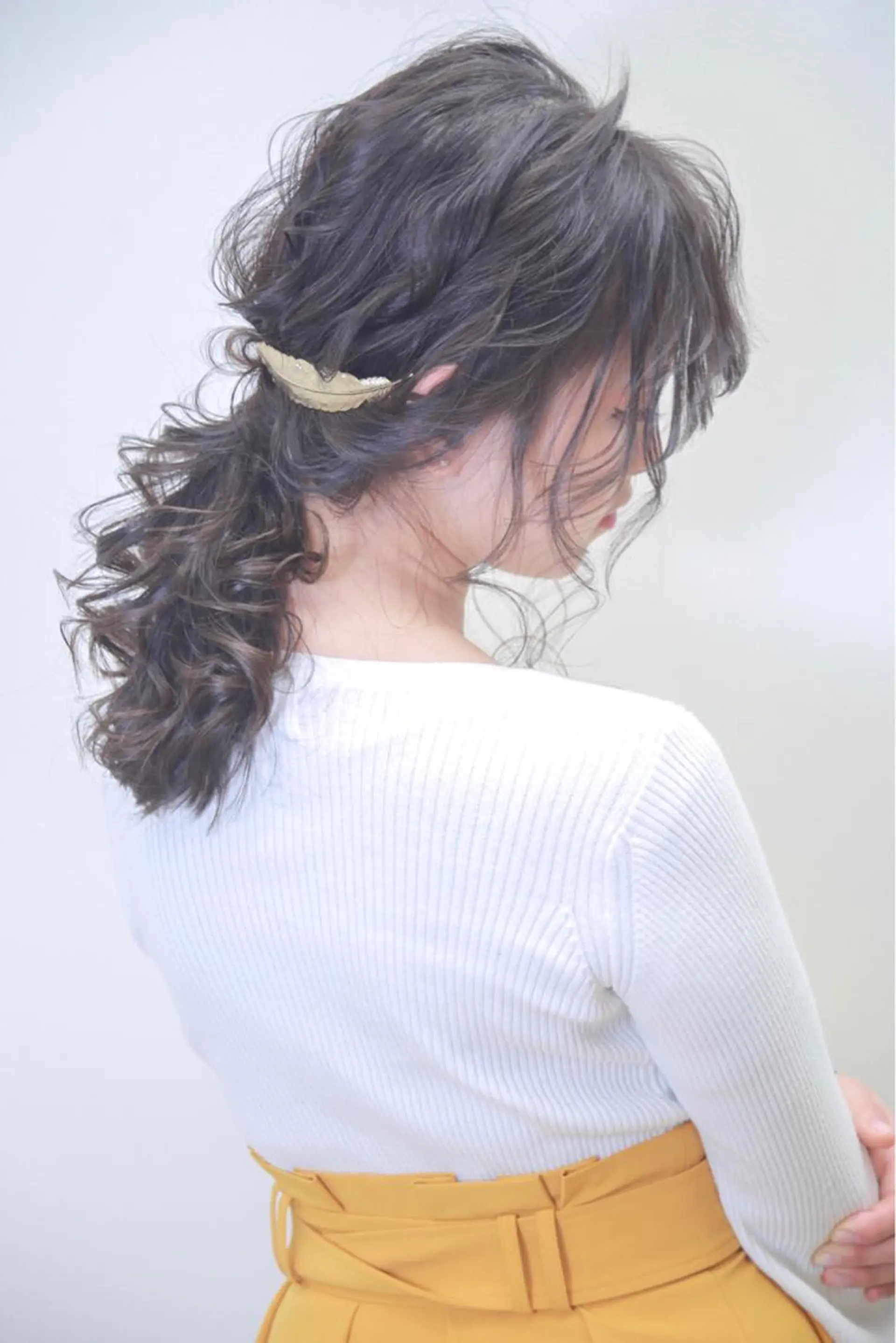 セミロング カラー ヘアアレンジ 伊藤 裕貴のヘアスタイル