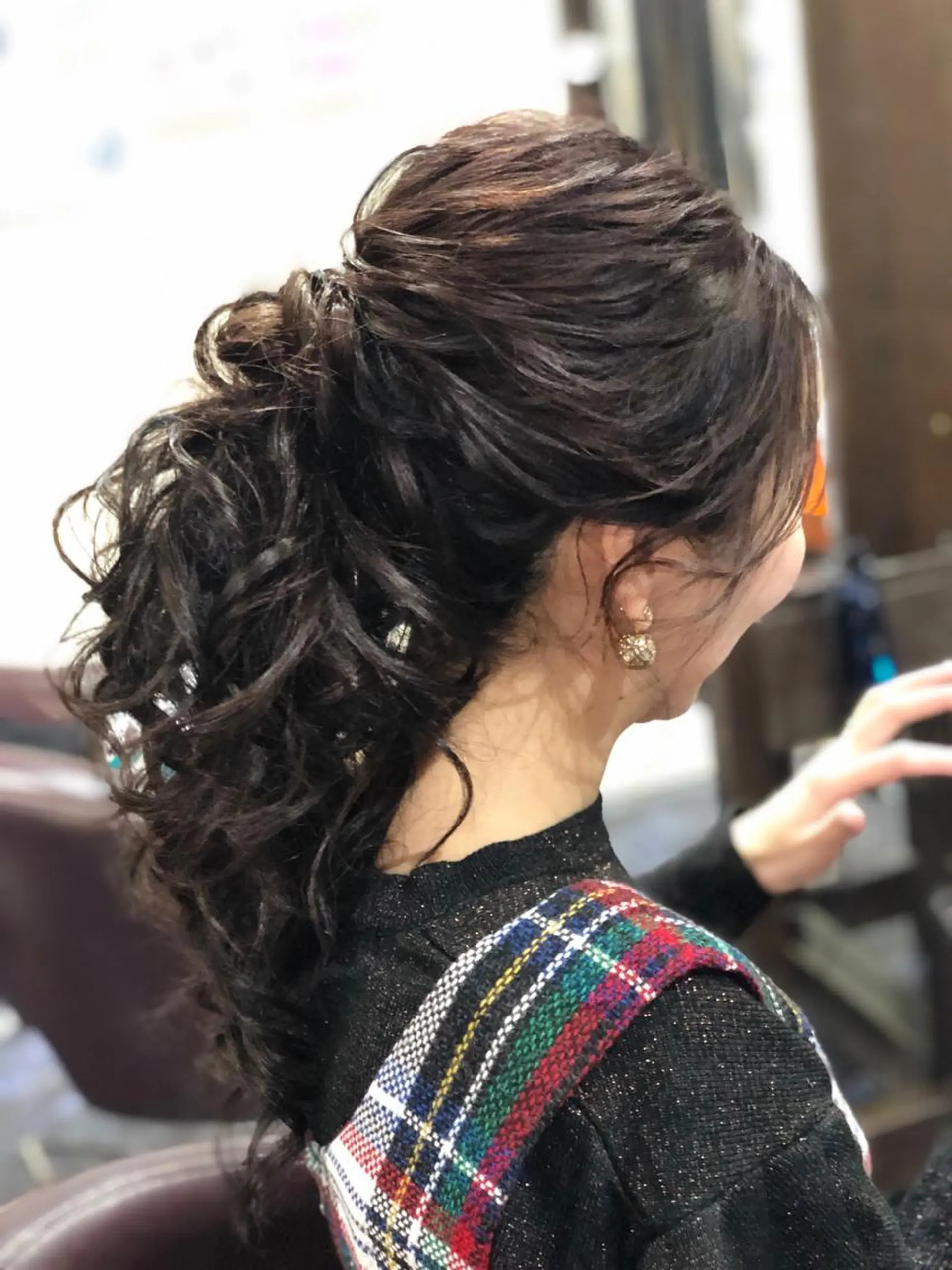 セミロング ヘアアレンジ vi viのヘアスタイル