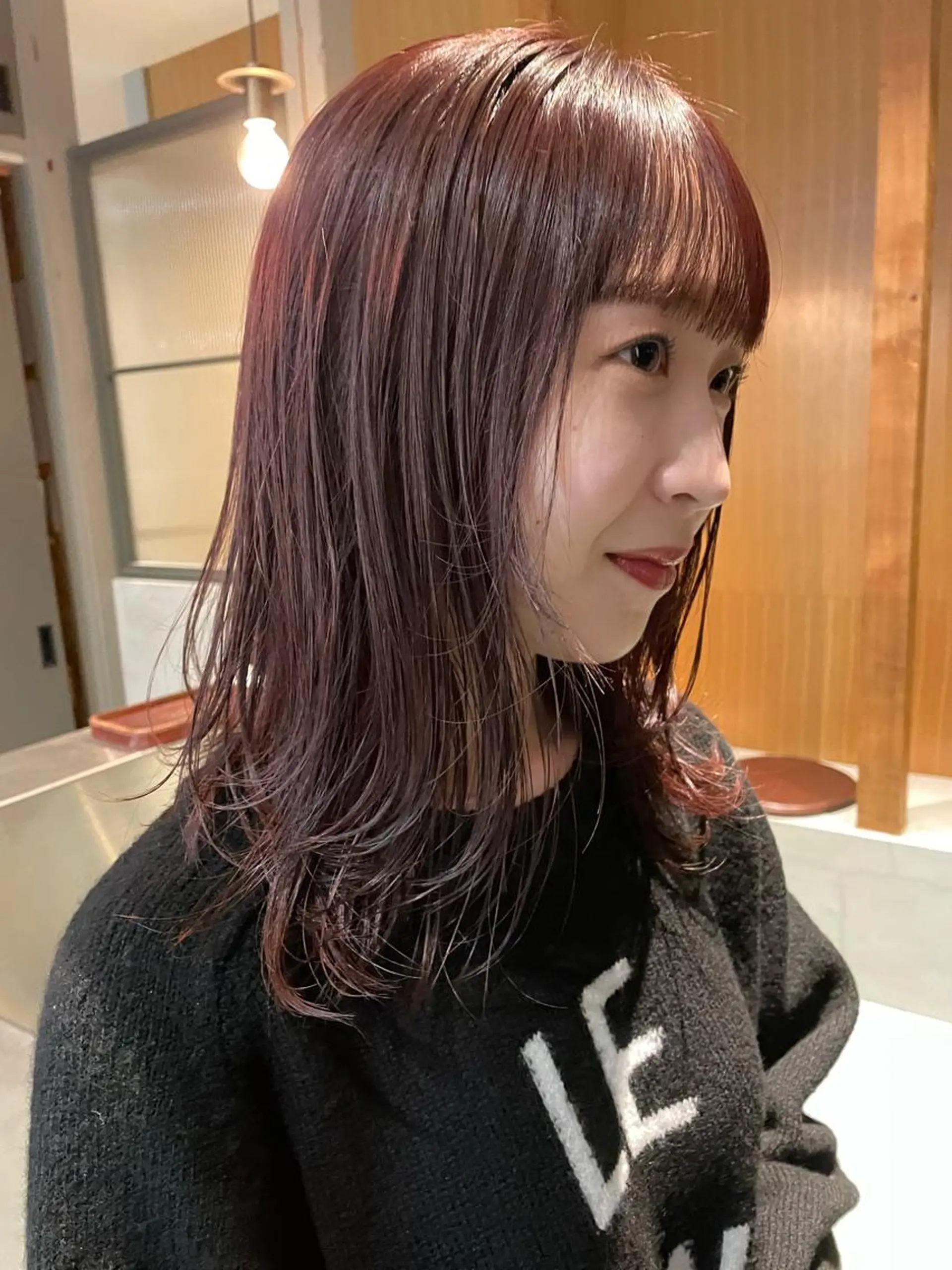 ミディアム カラー soi 小島陽香のヘアスタイル