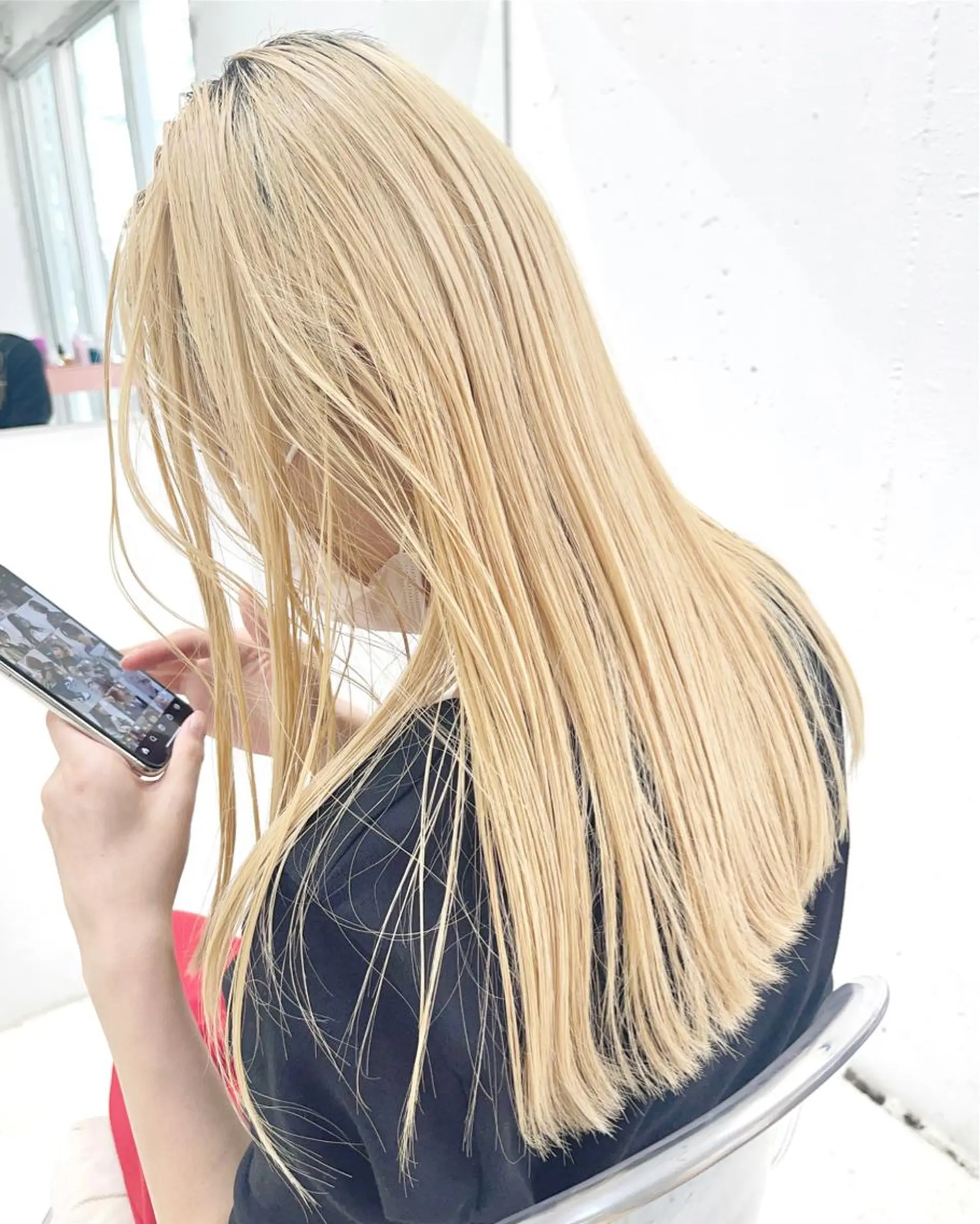 ロング カラー ヘアカラー トリートメント レイヤーカットとハイ トーン/HIROKIのヘアスタイル