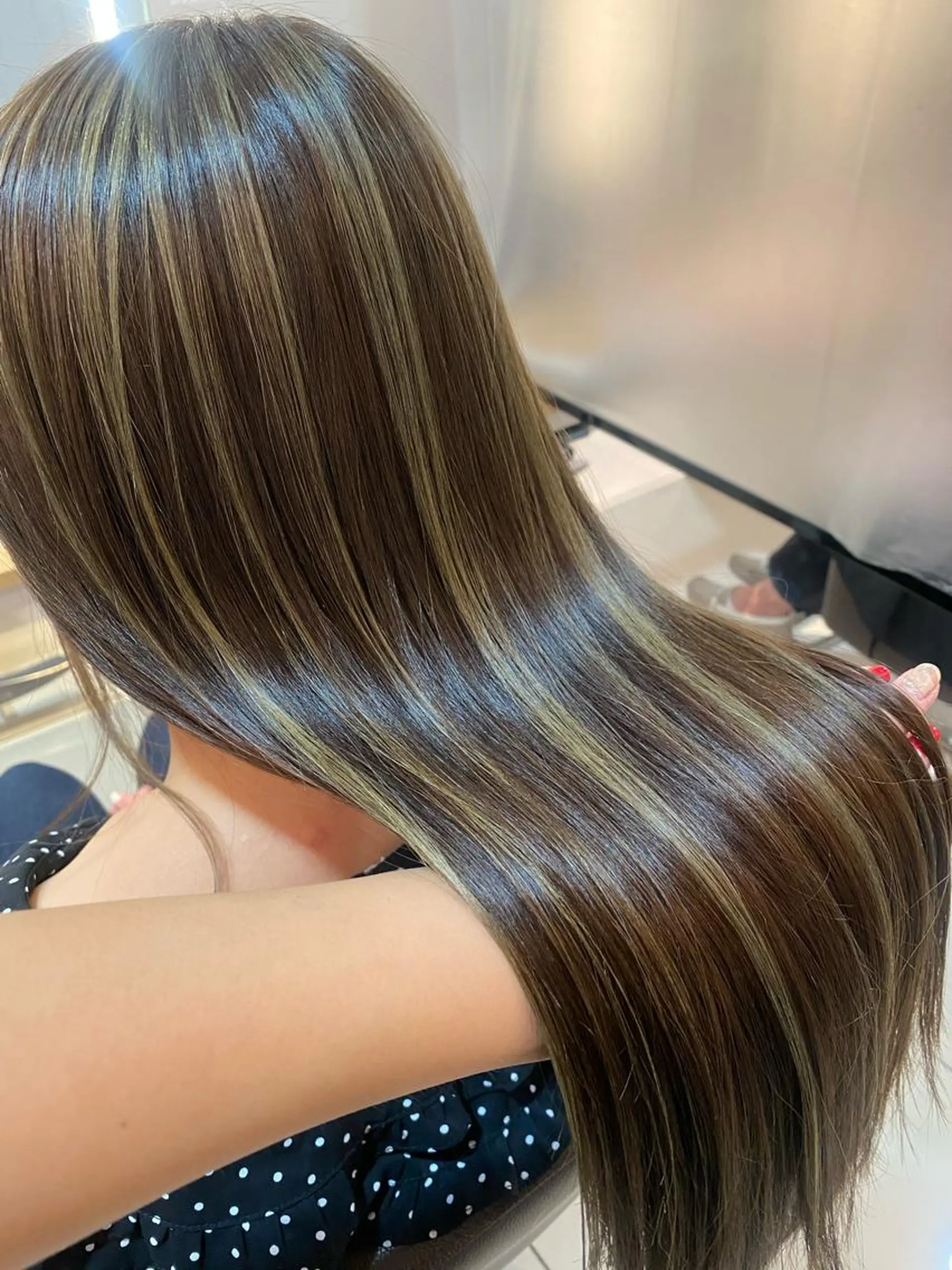 ロング カラー ベージュカラー ハイライトカラー ハイライト カット ヘアカラー トリートメント 波巻き/メンズ/ ショート/☆いとみなのヘアスタイル