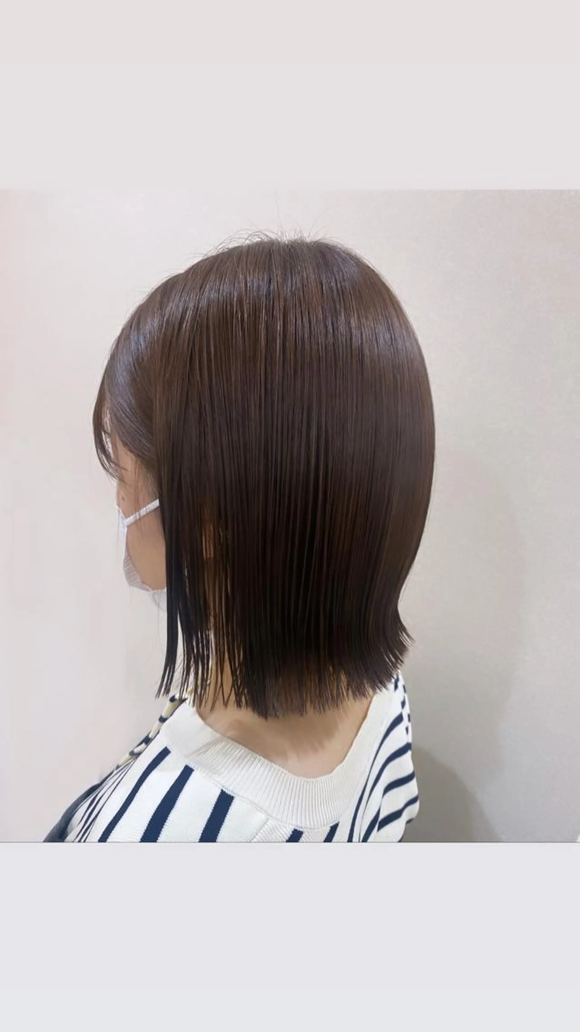 ミディアム mina .のヘアスタイル