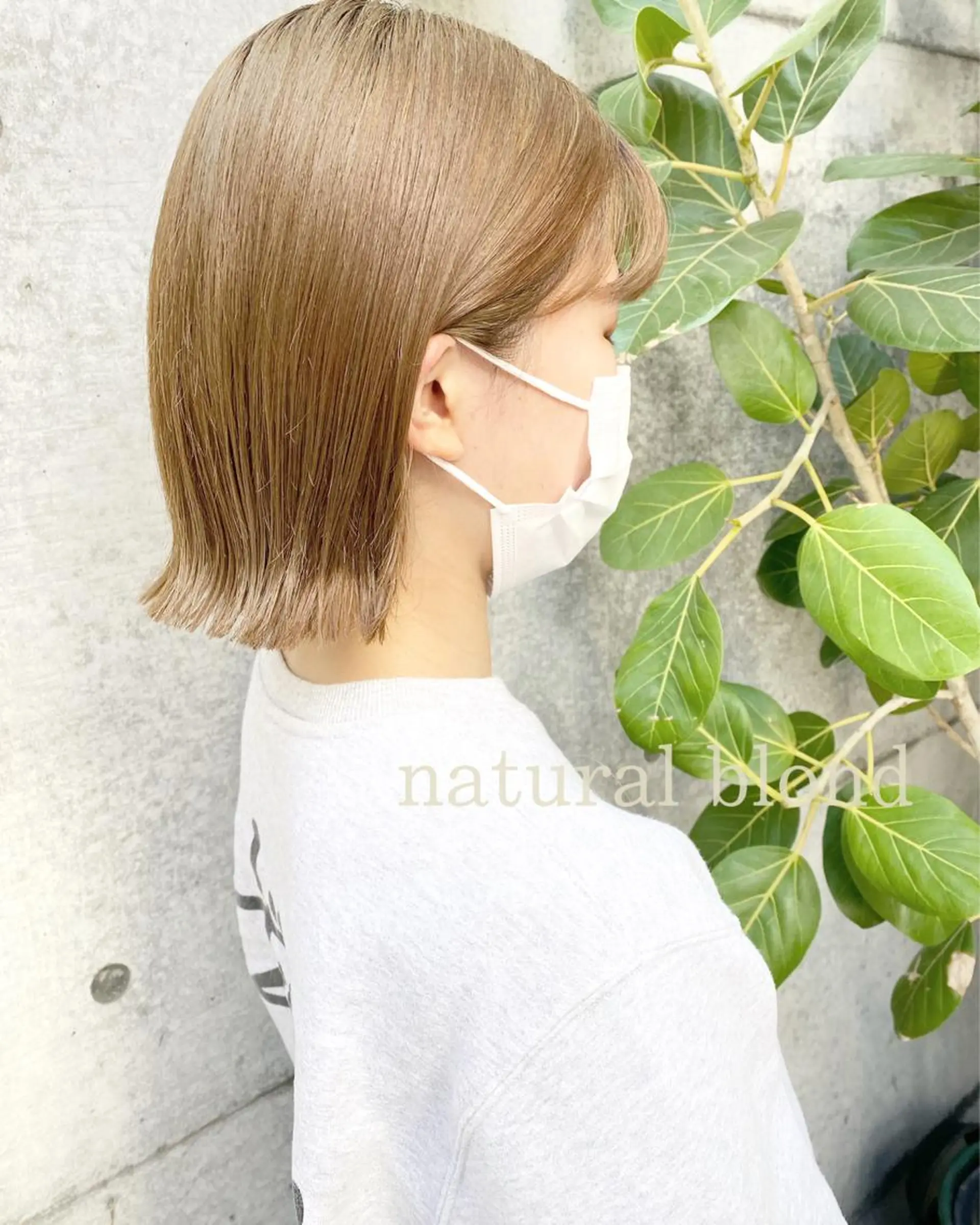 セミロング カラー clomus所属・YUKA艶髪 🌸寛ぎ部屋のヘアスタイル