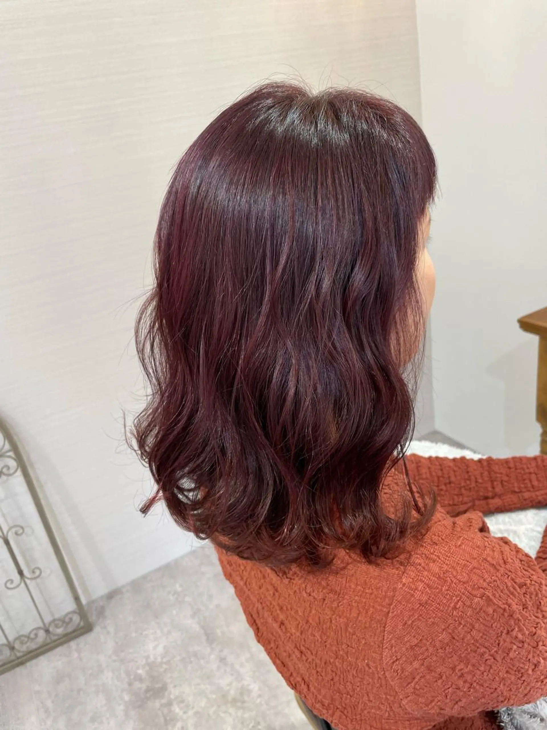 ミディアム カラー Vivie.所属・新都心個室サロン/ 古波蔵美奈のヘアスタイル