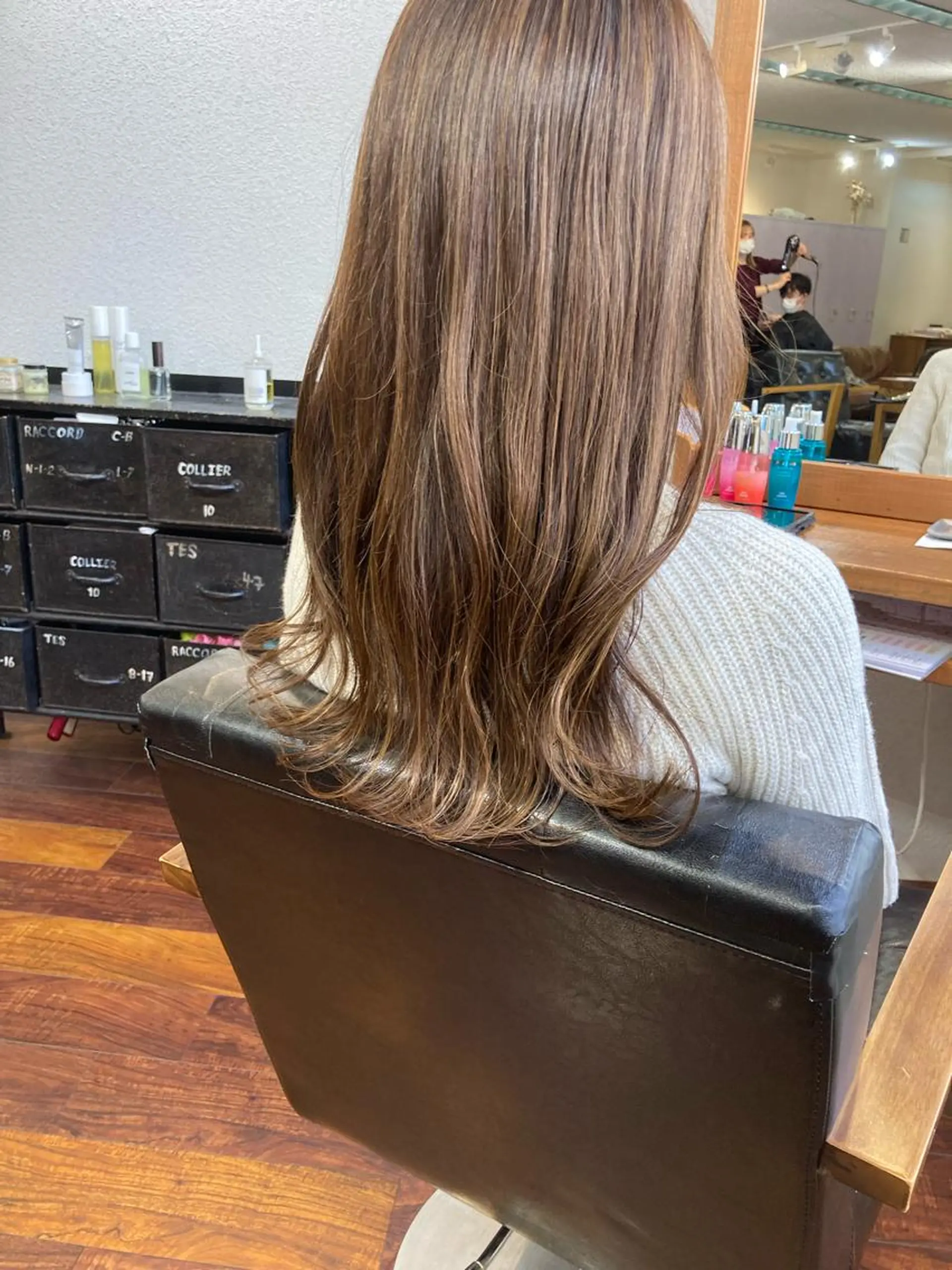 ロング カラー ベージュカラー ハイライトカラー ハイライト 小木曽智美 /ボブ/ショートのヘアスタイル