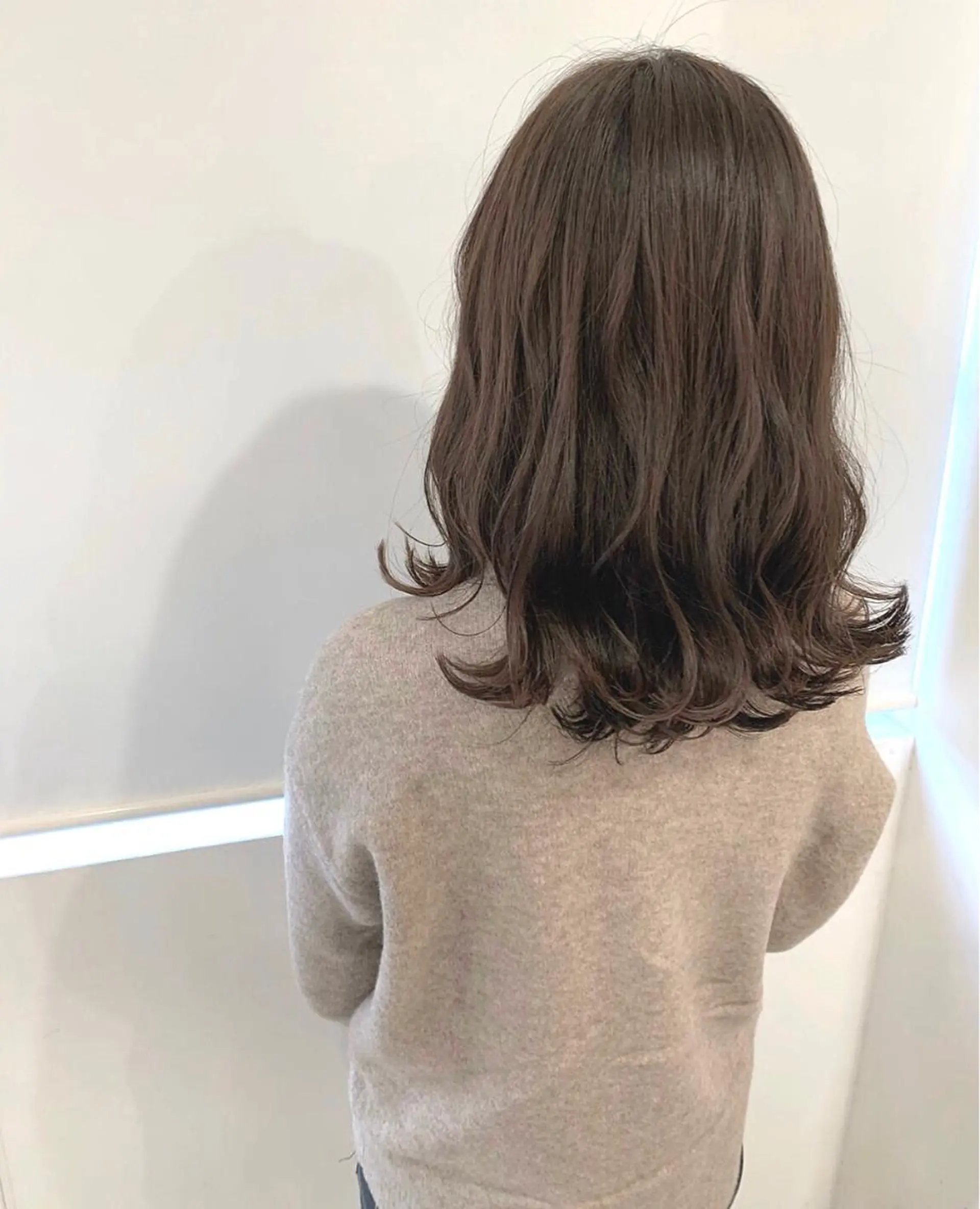 セミロング カラー ベージュカラー モカベージュ GO TODAY  SHAiRE SALON岡山所属・Sana/ 耳ツボ/インナーのヘアスタイル