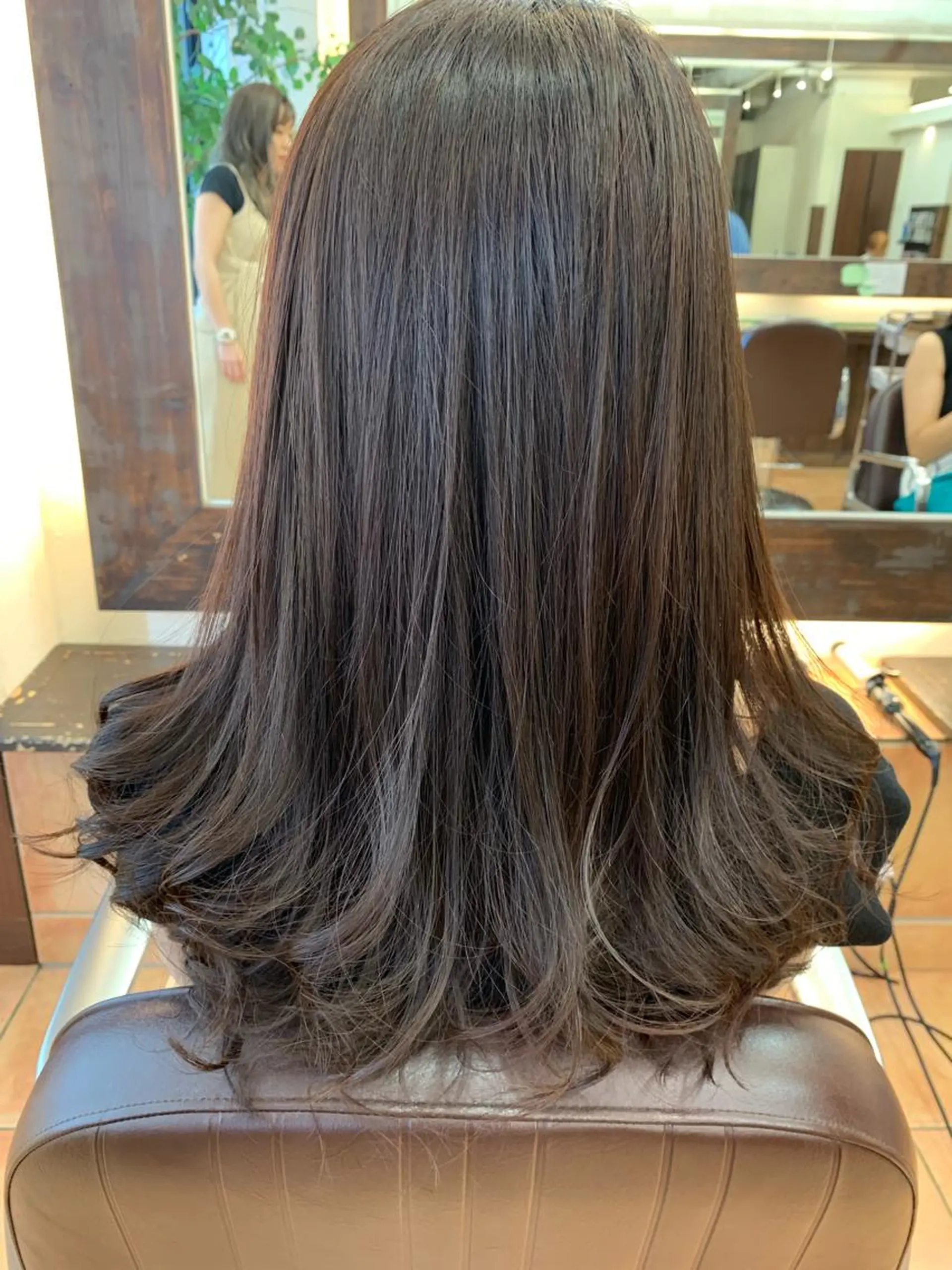 ロング newiGRANDE 🌈萩原聖也のヘアスタイル