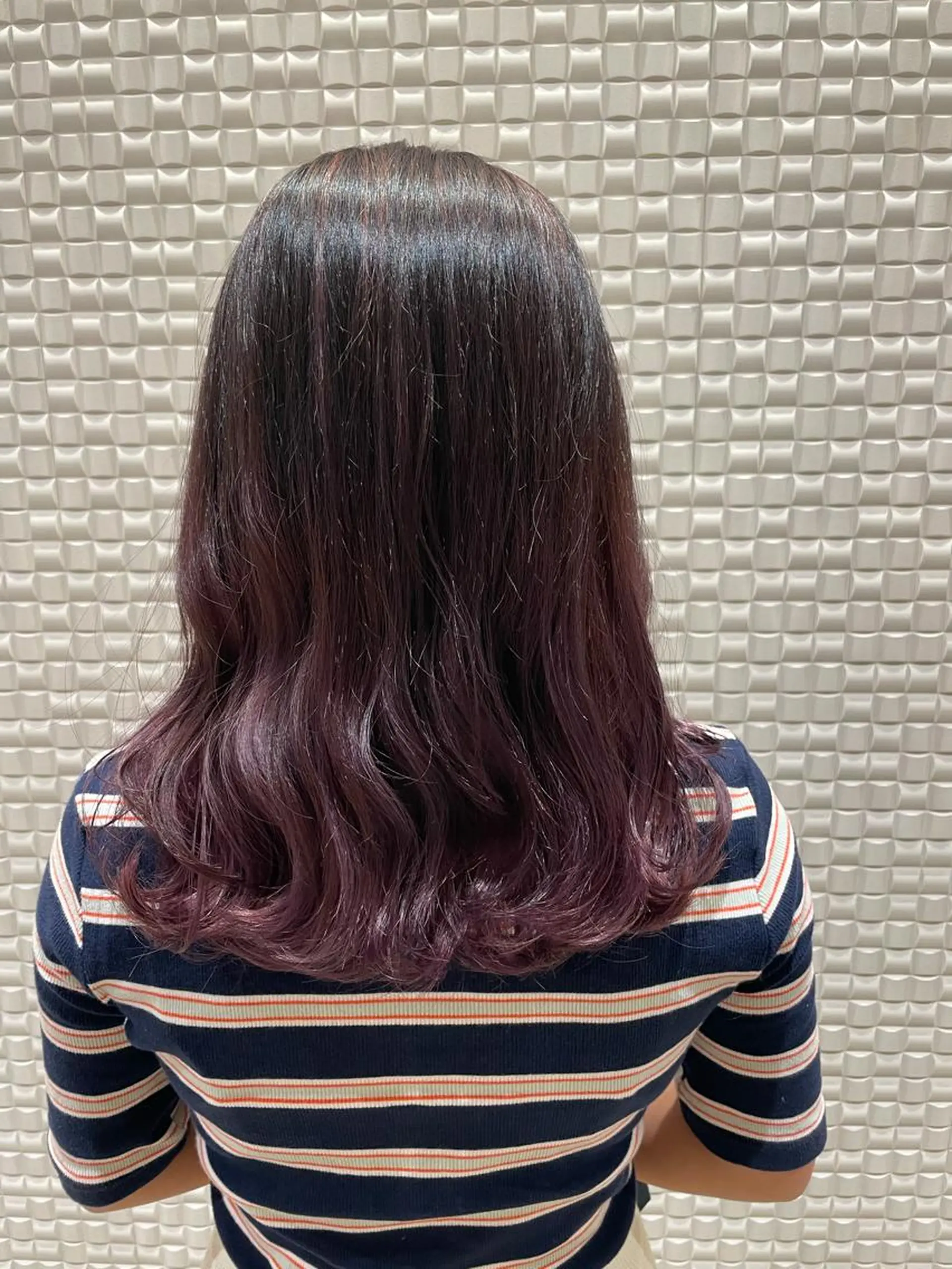 ミディアム カラー シャドールーツ美容師 篠原康太のヘアスタイル