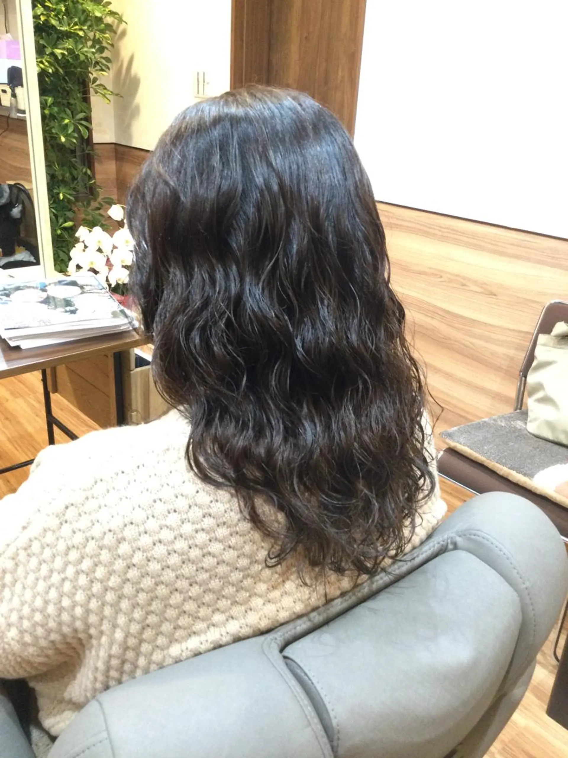 ロング パーマ ロング Annon プライベートサロンのヘアスタイル