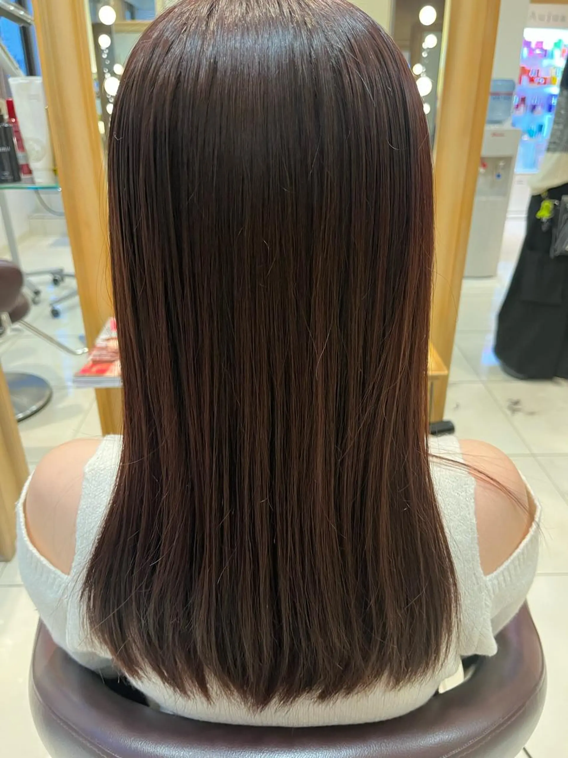 セミロング カラー なつな/ 透明感カラーのヘアスタイル