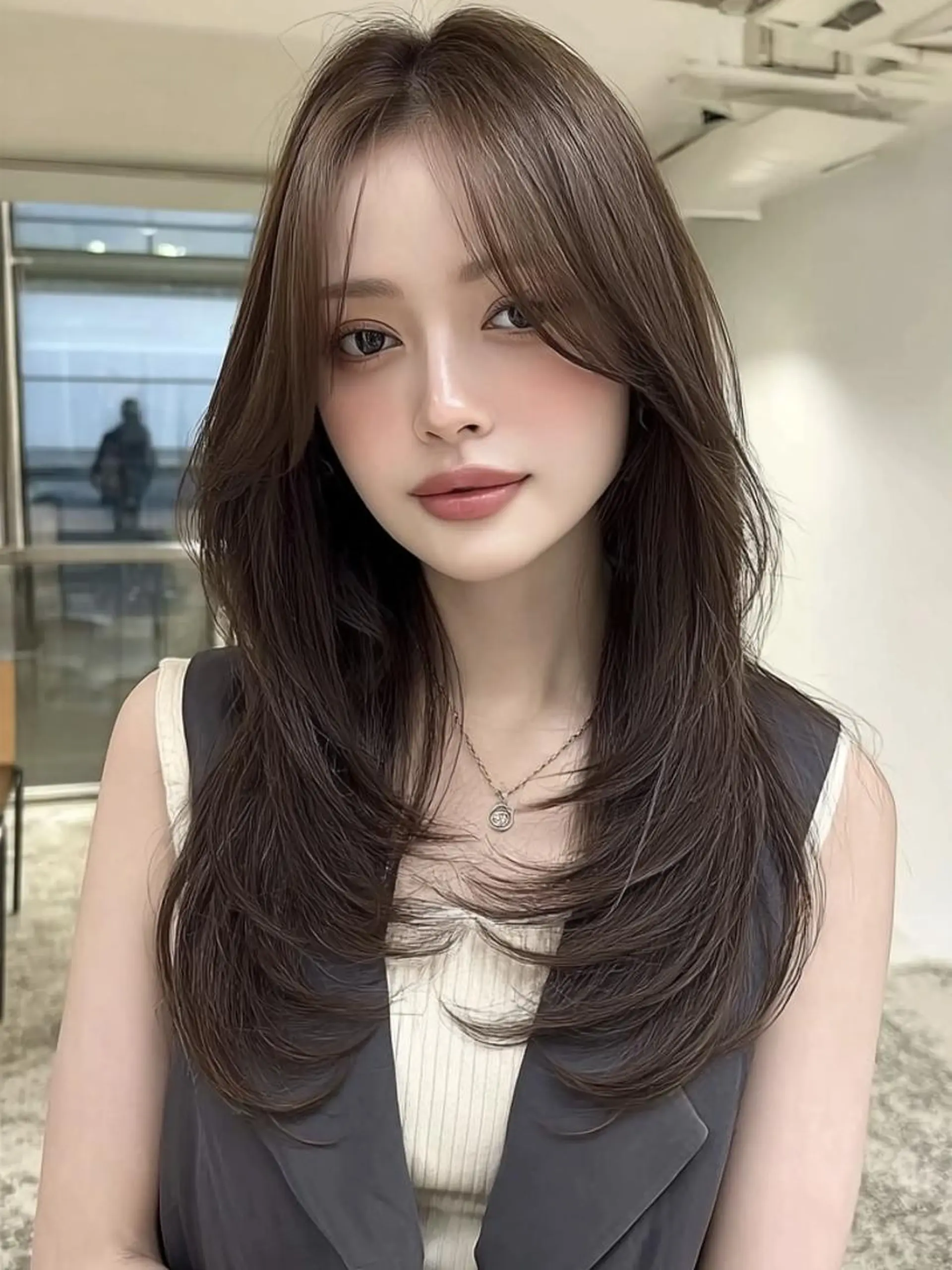 ロング ボブ 顔まわりレイヤー 髪質改善 韓国風ヘア レイヤーカット ヘアカラー 松井 美祐宇のヘアスタイル