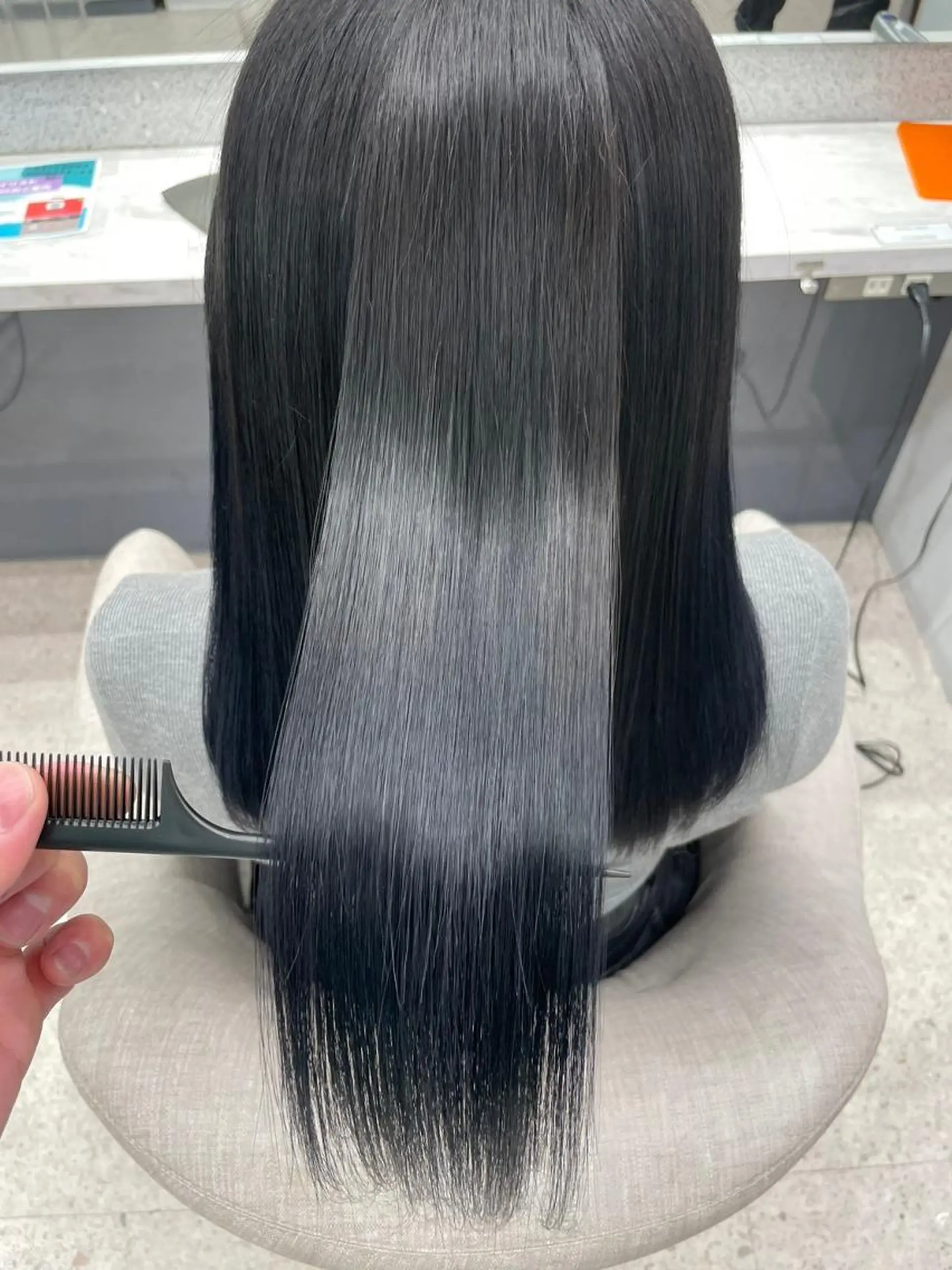 ロング お団子ヘア ミストバング ボブ ハイライト 姫カット 川﨑 蓮二のヘアスタイル