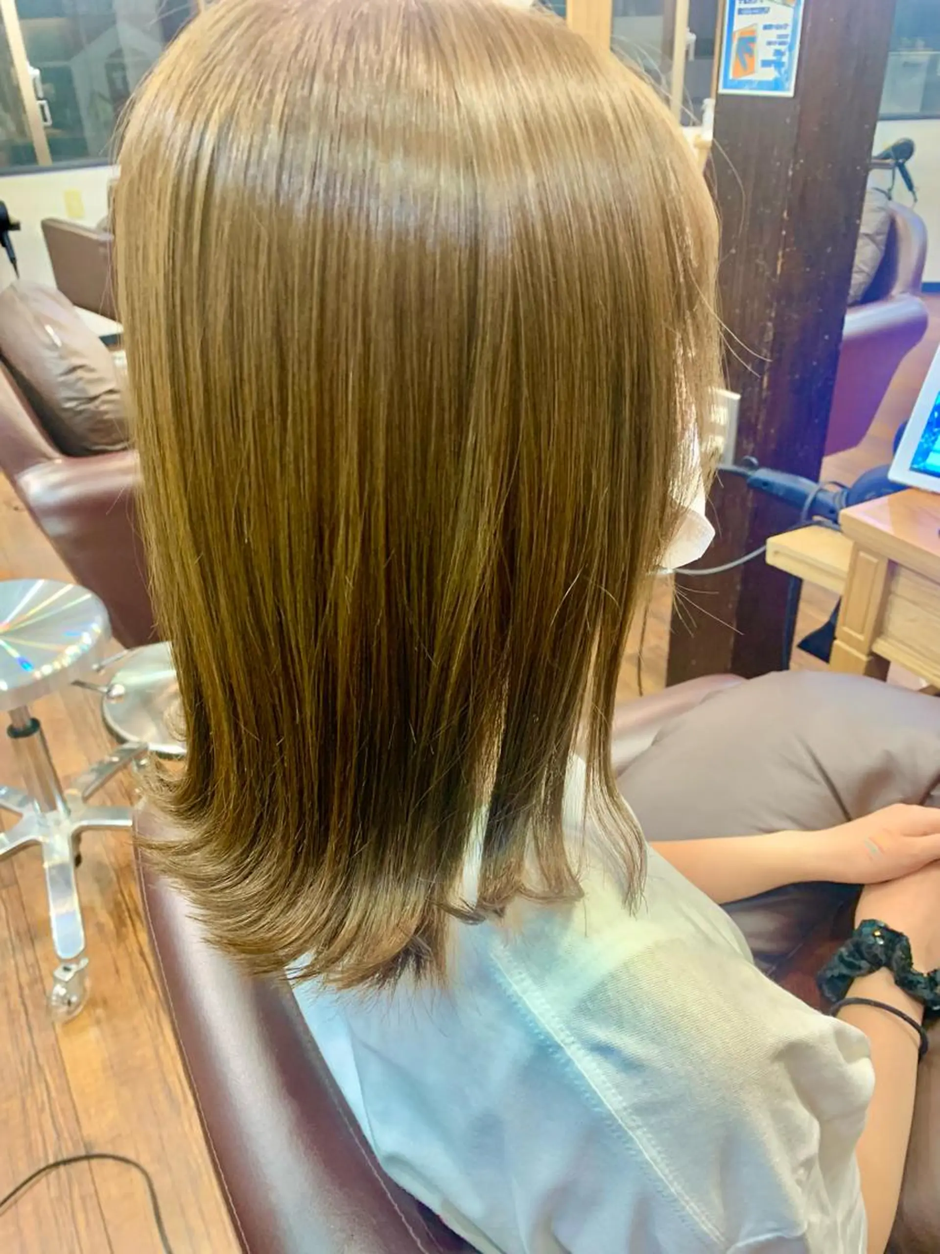 ミディアム カラー レイヤーカット ✨️進藤ひかりのヘアスタイル