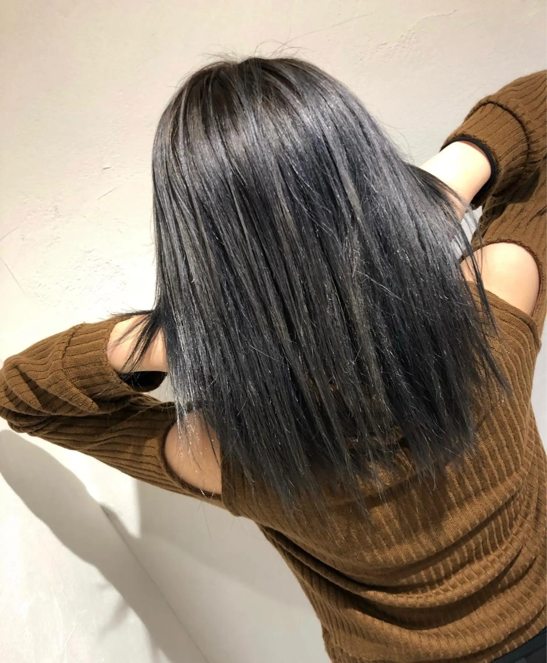 ミディアム カラー Design Color🐰アユミのヘアスタイル