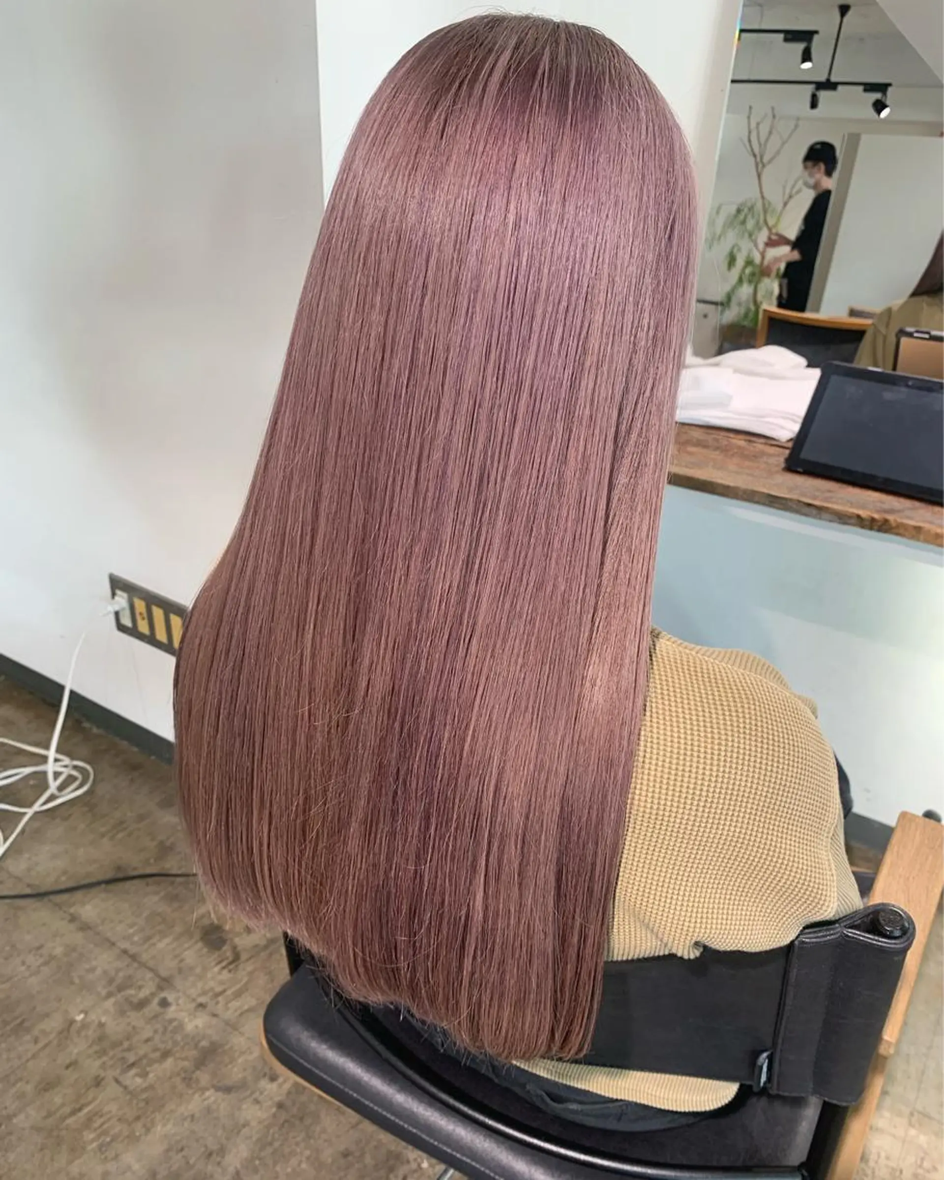 ロング カラー ピンクカラー ホワイトピンク ヘアカラー トリートメント ヘアセット ✨艶ブリーチカラー ✨四ノ宮裕己のヘアスタイル