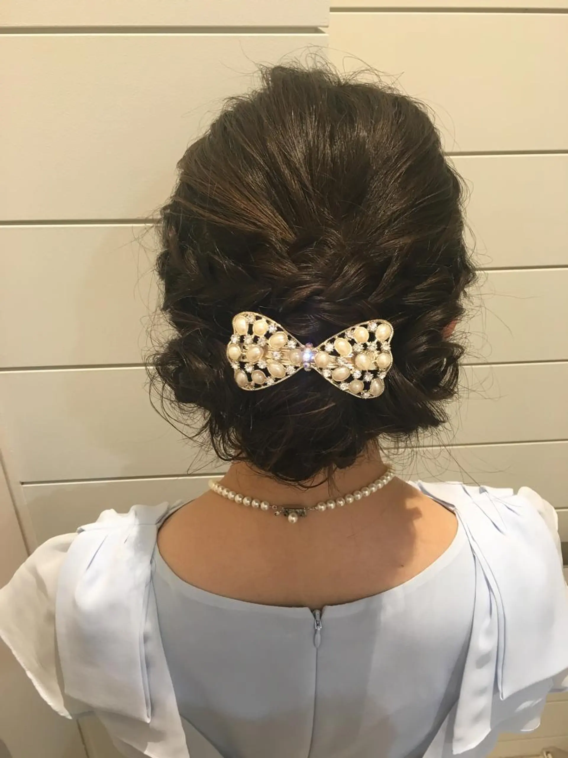 ロング カラー ヘアアレンジ 鍵山 千秋のヘアスタイル