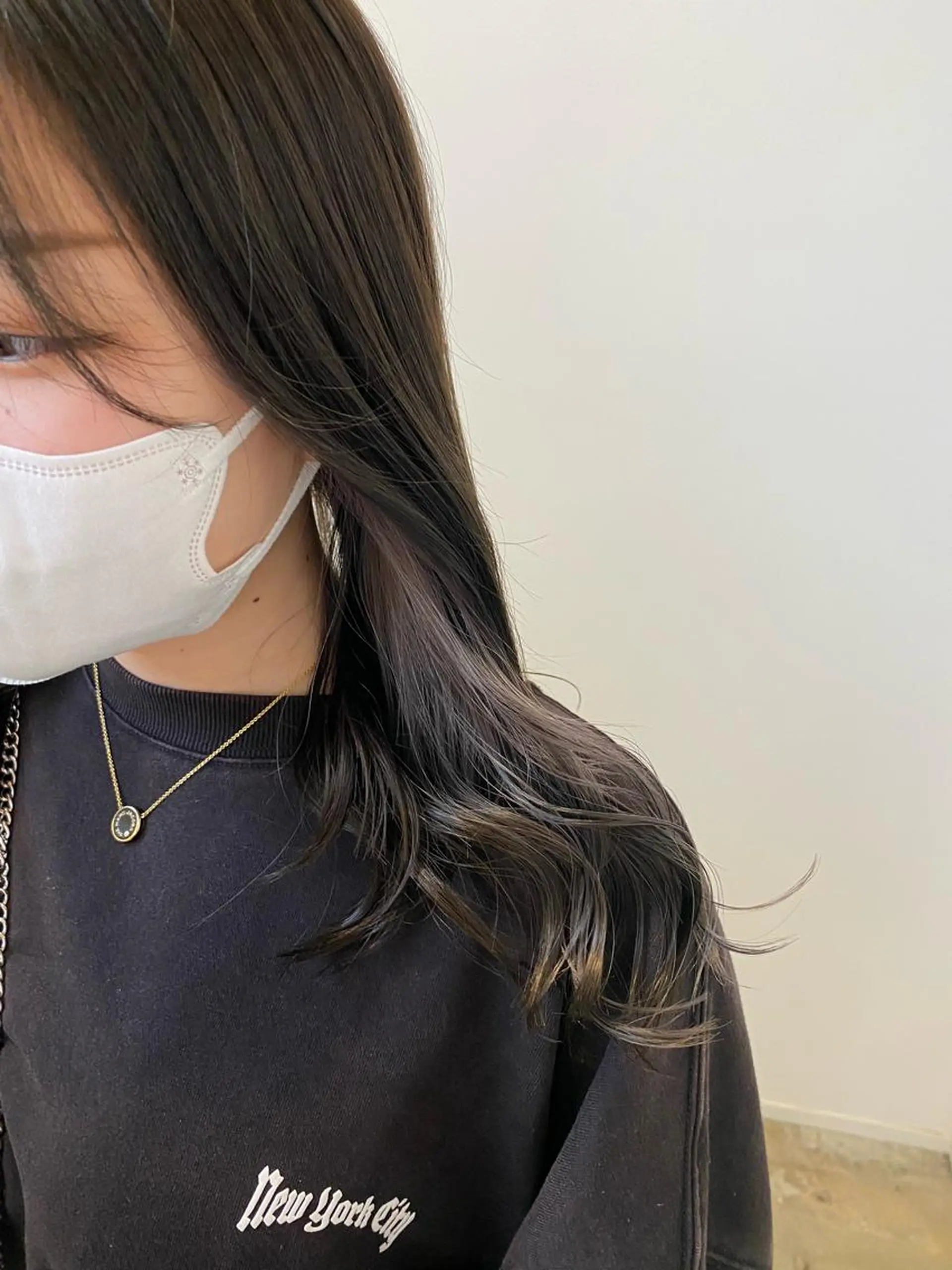 セミロング 藤野 凪沙のヘアスタイル