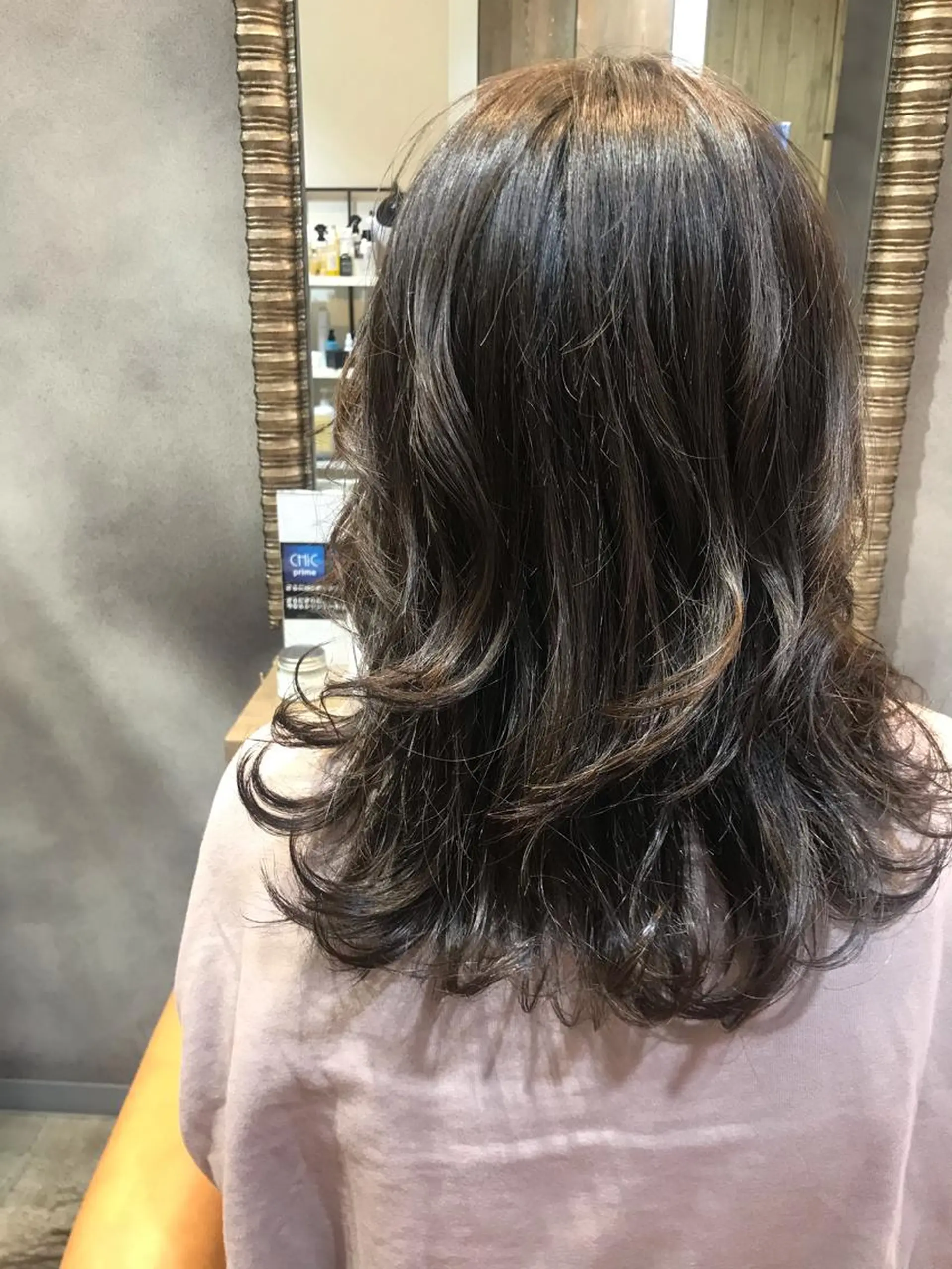 ミディアム channel 大澤俊文のヘアスタイル