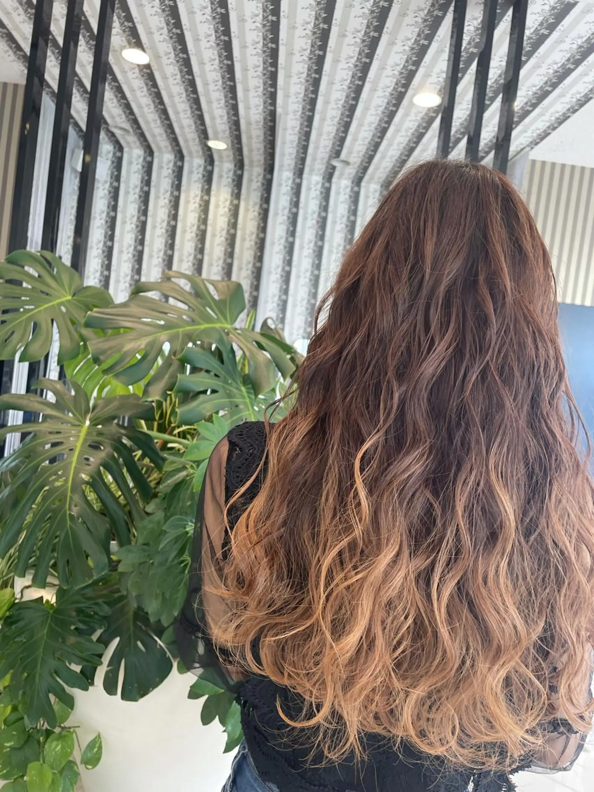 ロング ヘアアレンジ 石坂 瀬音のヘアスタイル