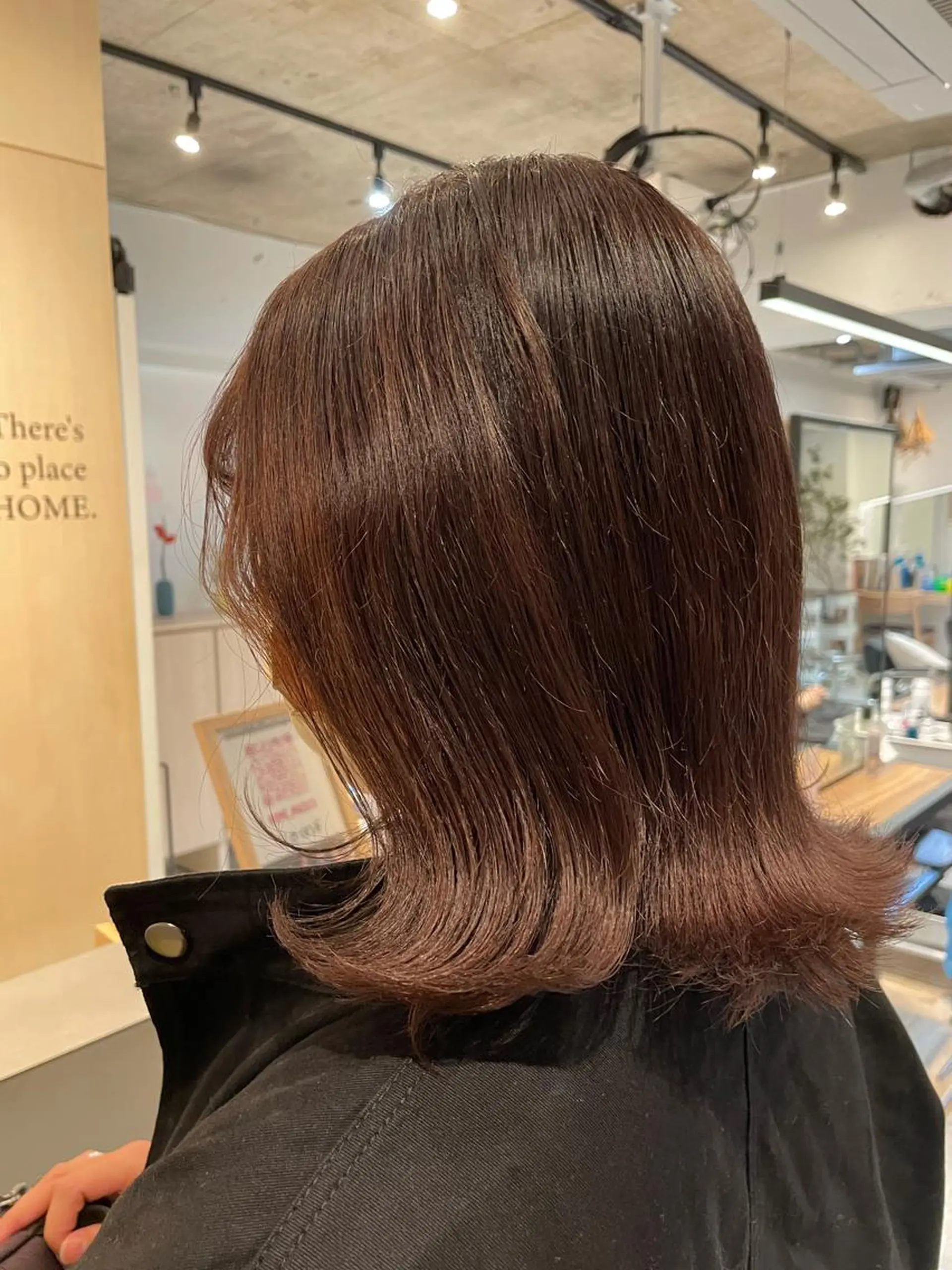 ミディアム カラー ベージュカラー ブリーチ ブリーチなしカラー ピンクカラー ピンクベージュ SALOWIN下北沢所属・hazuki 🌝のヘアスタイル