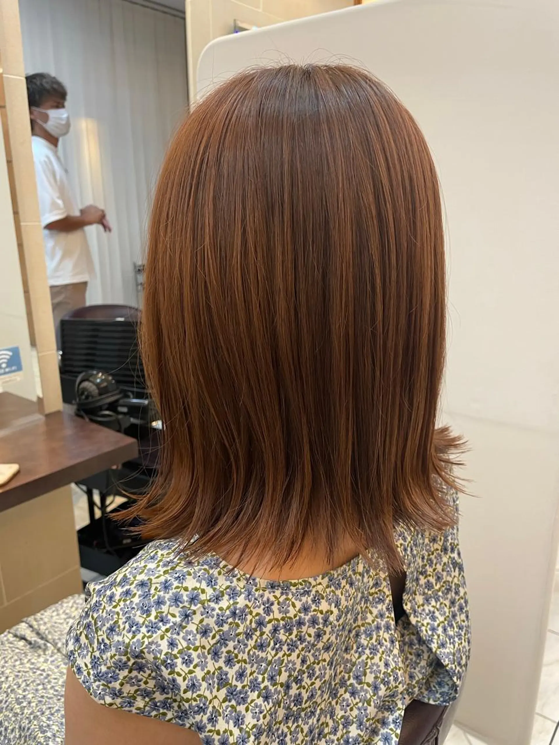 ミディアム カット ヘアカラー 垢抜け透明感カラー 🌻篠崎梓🌻のヘアスタイル