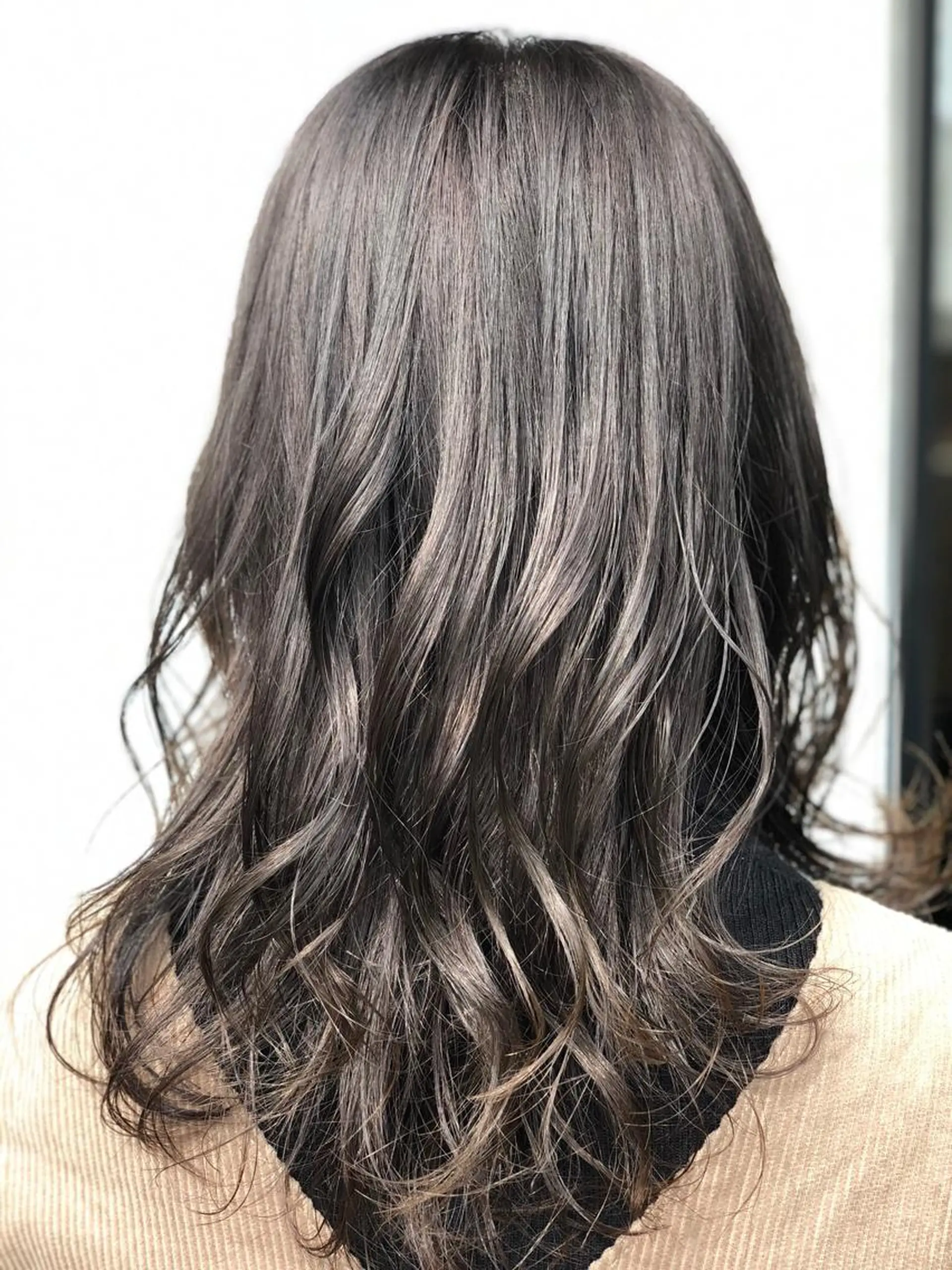 セミロング カット ヘアカラー トリートメント uti所属・菊池 幹のヘアスタイル