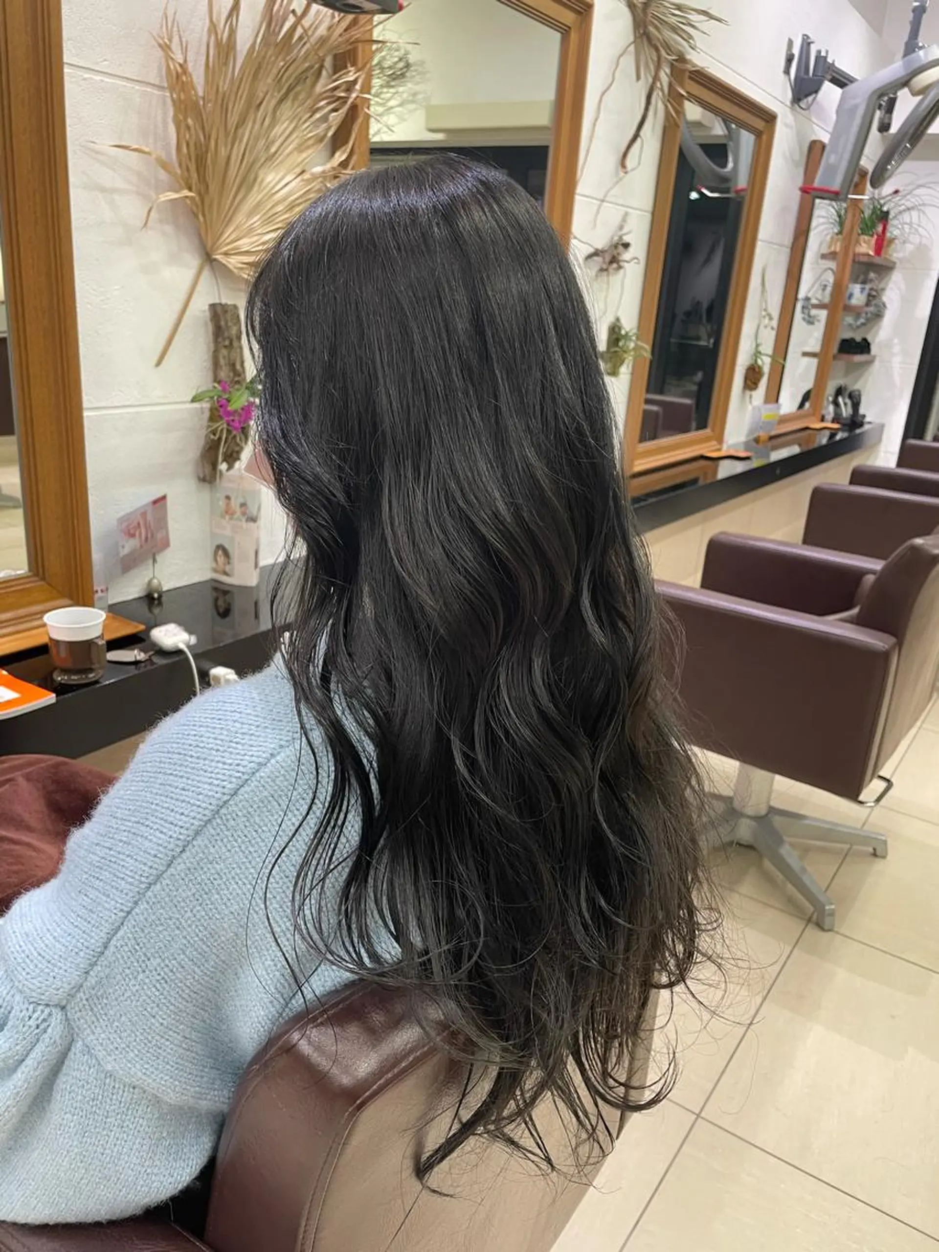 ロング カラー GIFT OMOTESANDO所属・秋月 いなのヘアスタイル