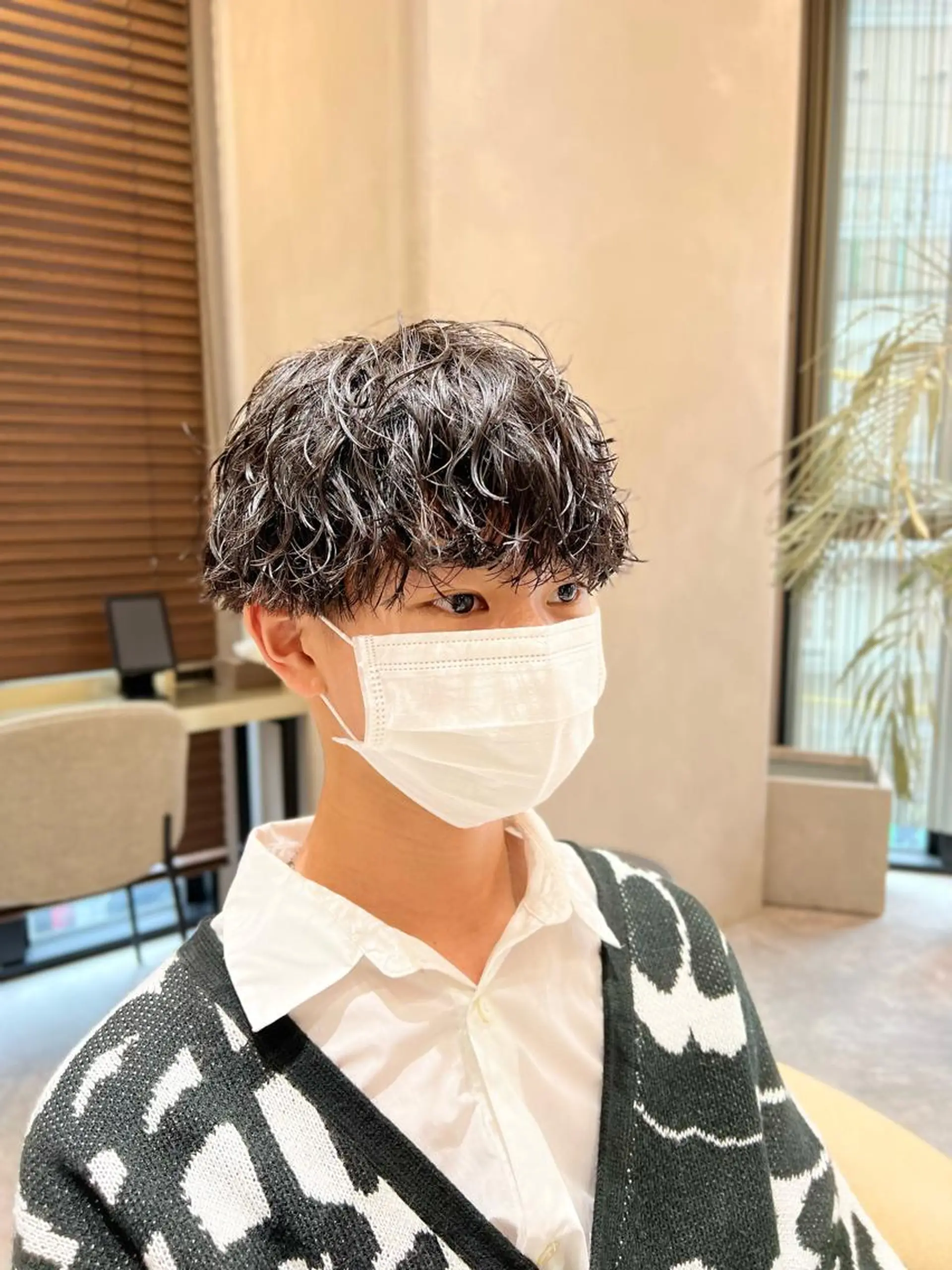 ショート パーマ メンズ カット パーマ トリートメント fifth JINGUMAE所属・波巻きスパイラルパー マ/シャドウパーマ駿のヘアスタイル