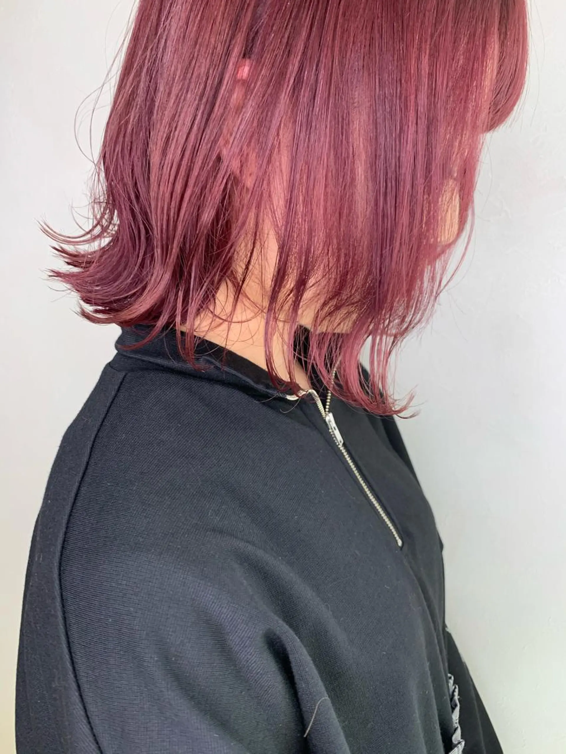 ミディアム カラー 遠藤 愛莉のヘアスタイル