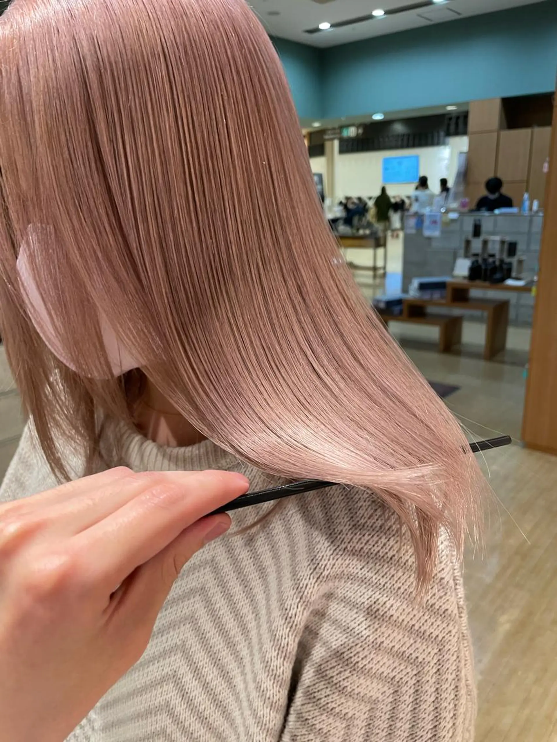 セミロング カラー ベージュカラー ピンクカラー ピンクベージュ ショート/レイヤー /札幌/小山内のヘアスタイル