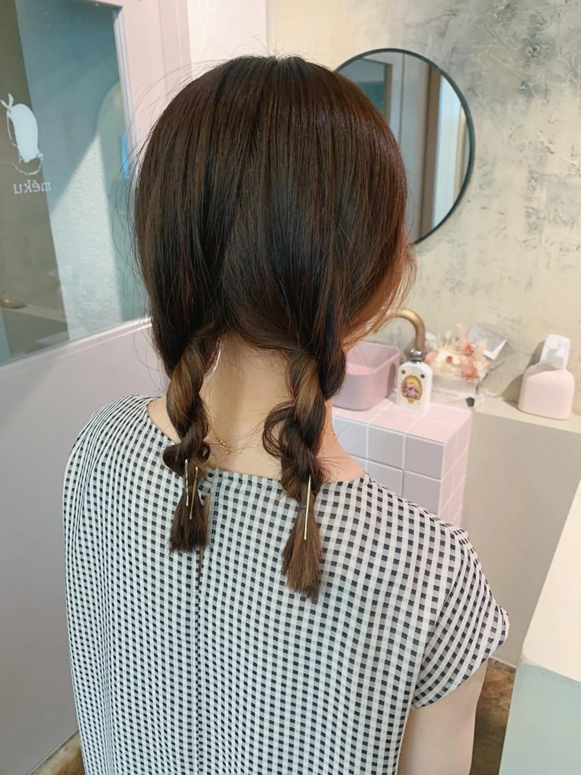 ミディアム ヘアカラー yupi🐈‍⬛ レイヤー/パーマのヘアスタイル